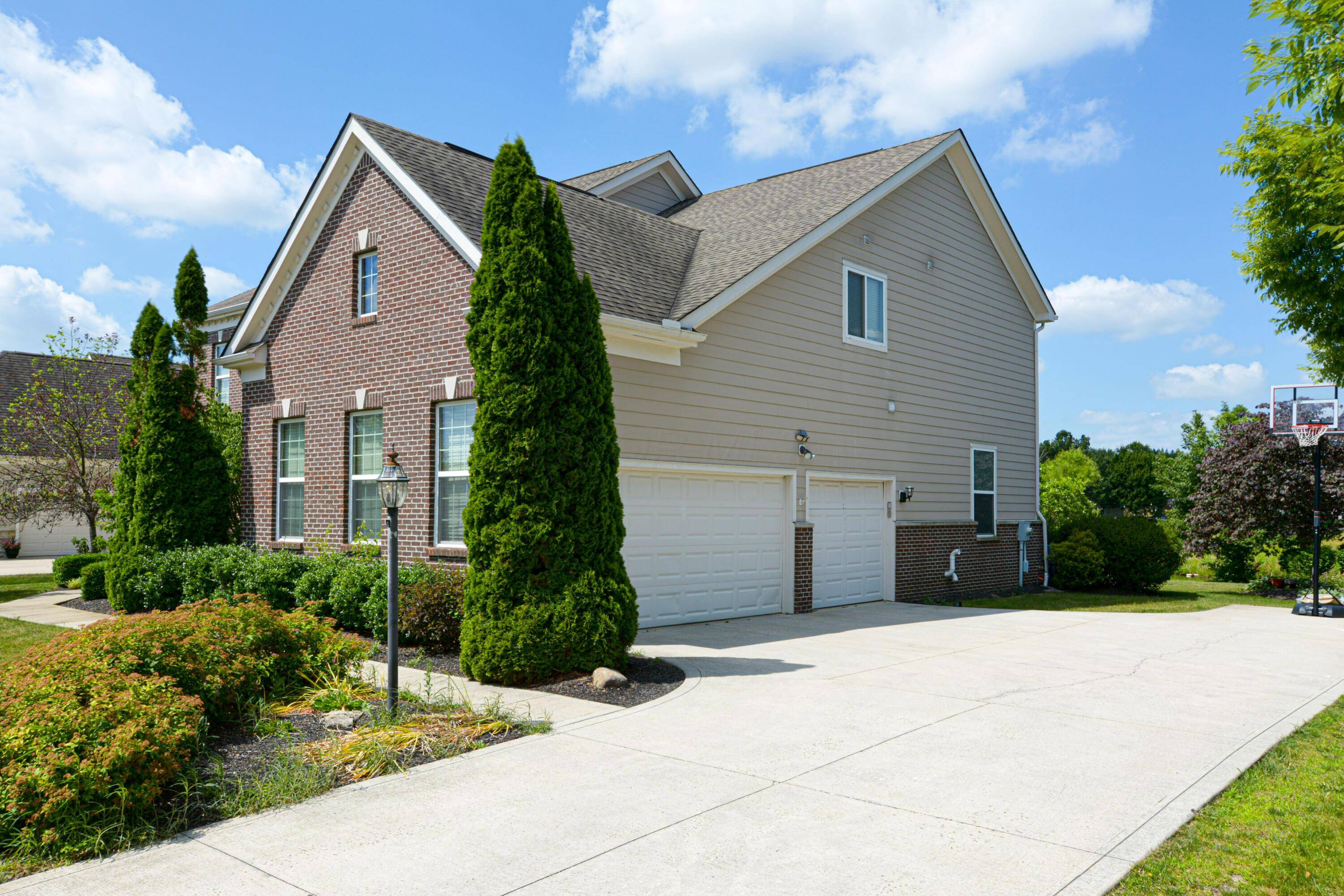 Dublin, OH 43016,5773 Glendavon Loop