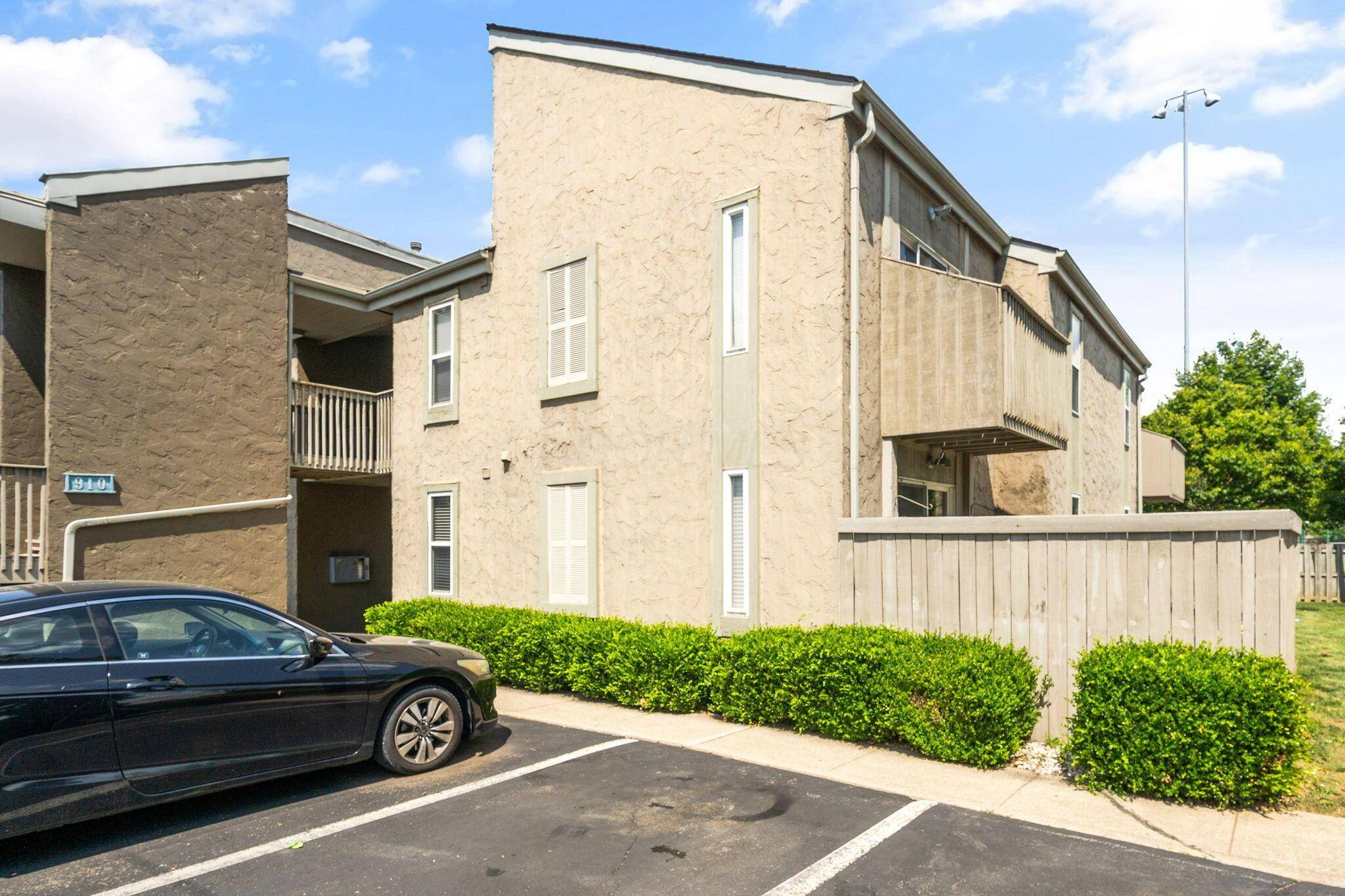 Columbus, OH 43212,910 Quay Avenue #910B