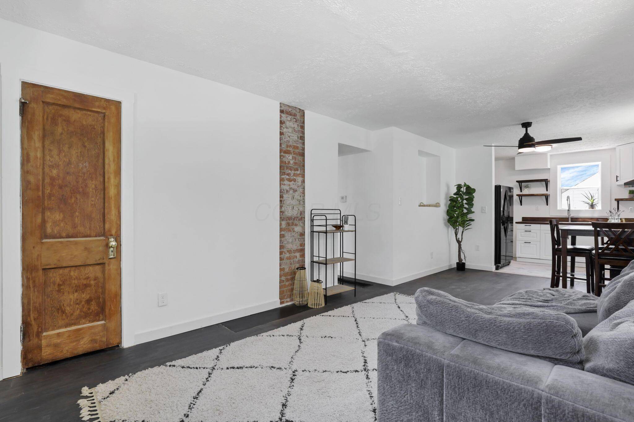 Columbus, OH 43204,439 S Warren Avenue