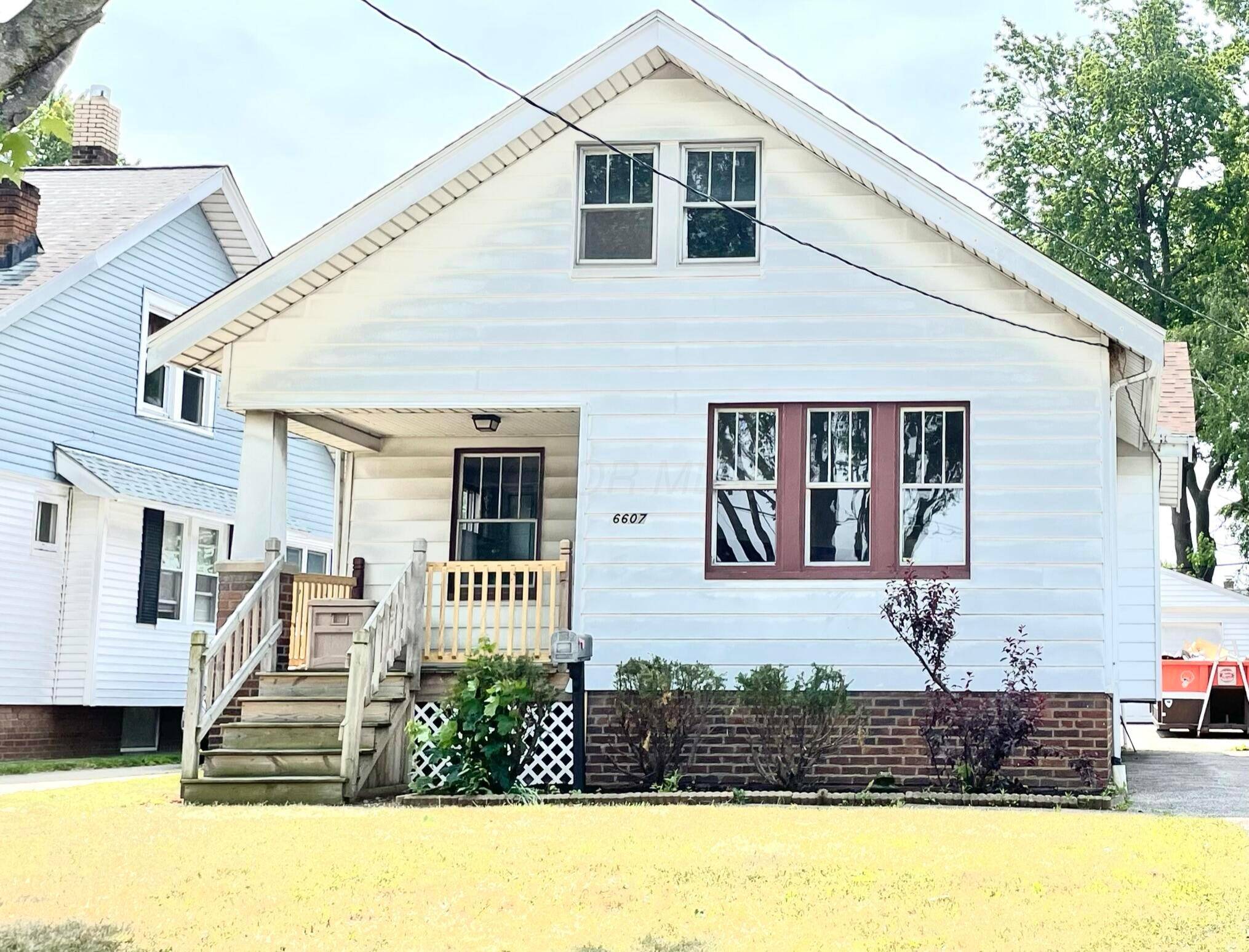 Cleveland, OH 44144,6607 Vandalia Avenue