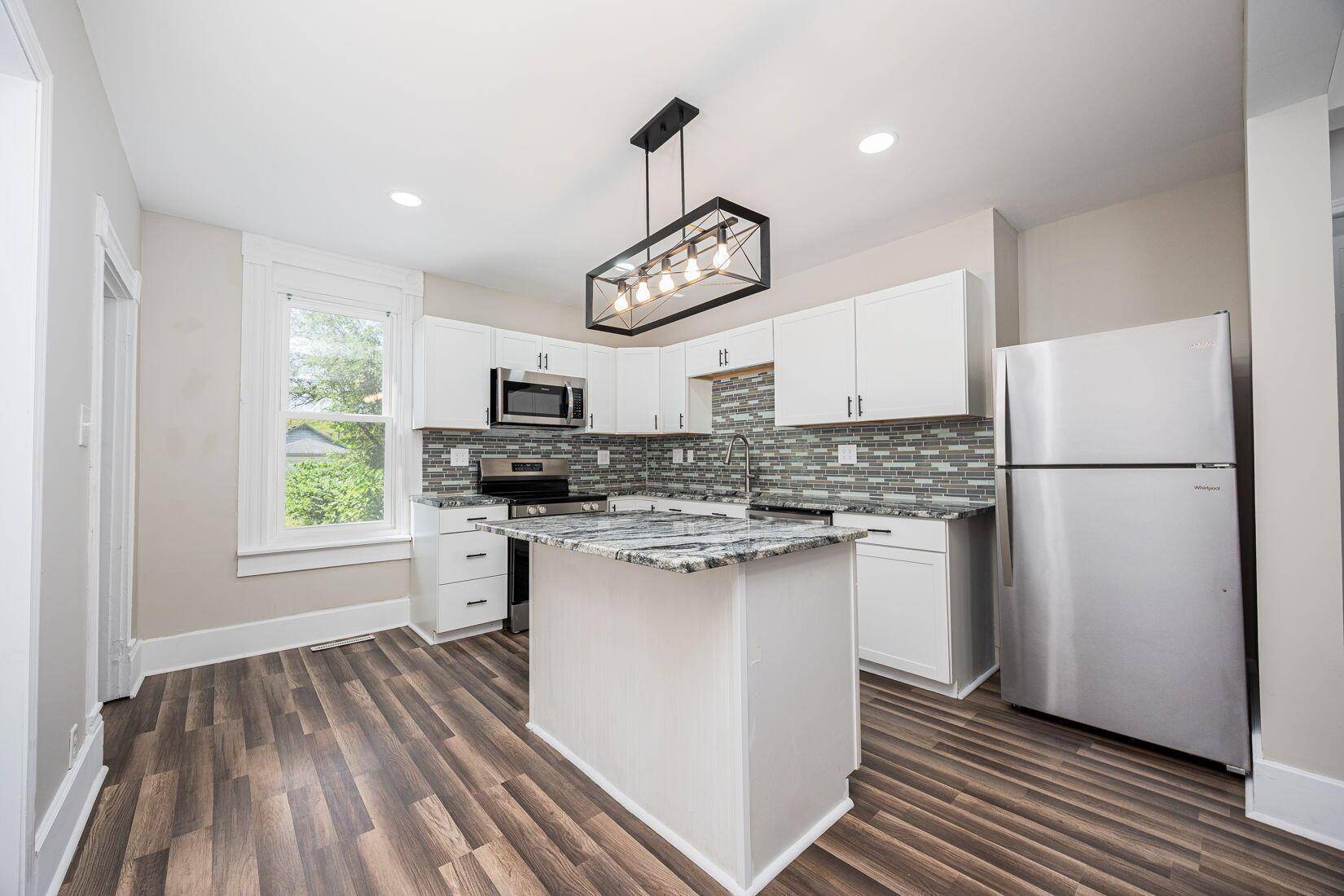 Columbus, OH 43222,765 Campbell Avenue