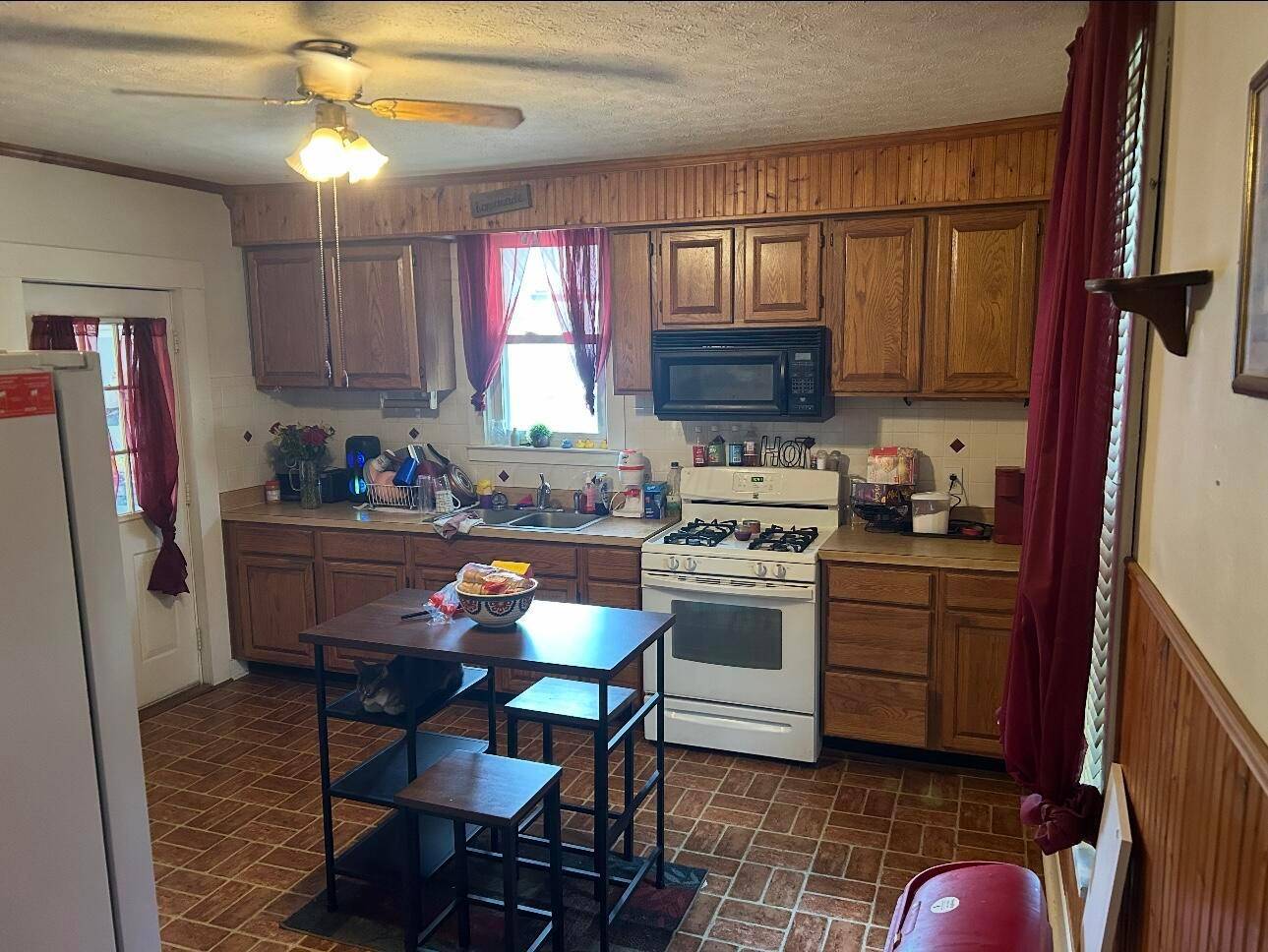 Lancaster, OH 43130,1222 E Chestnut Street