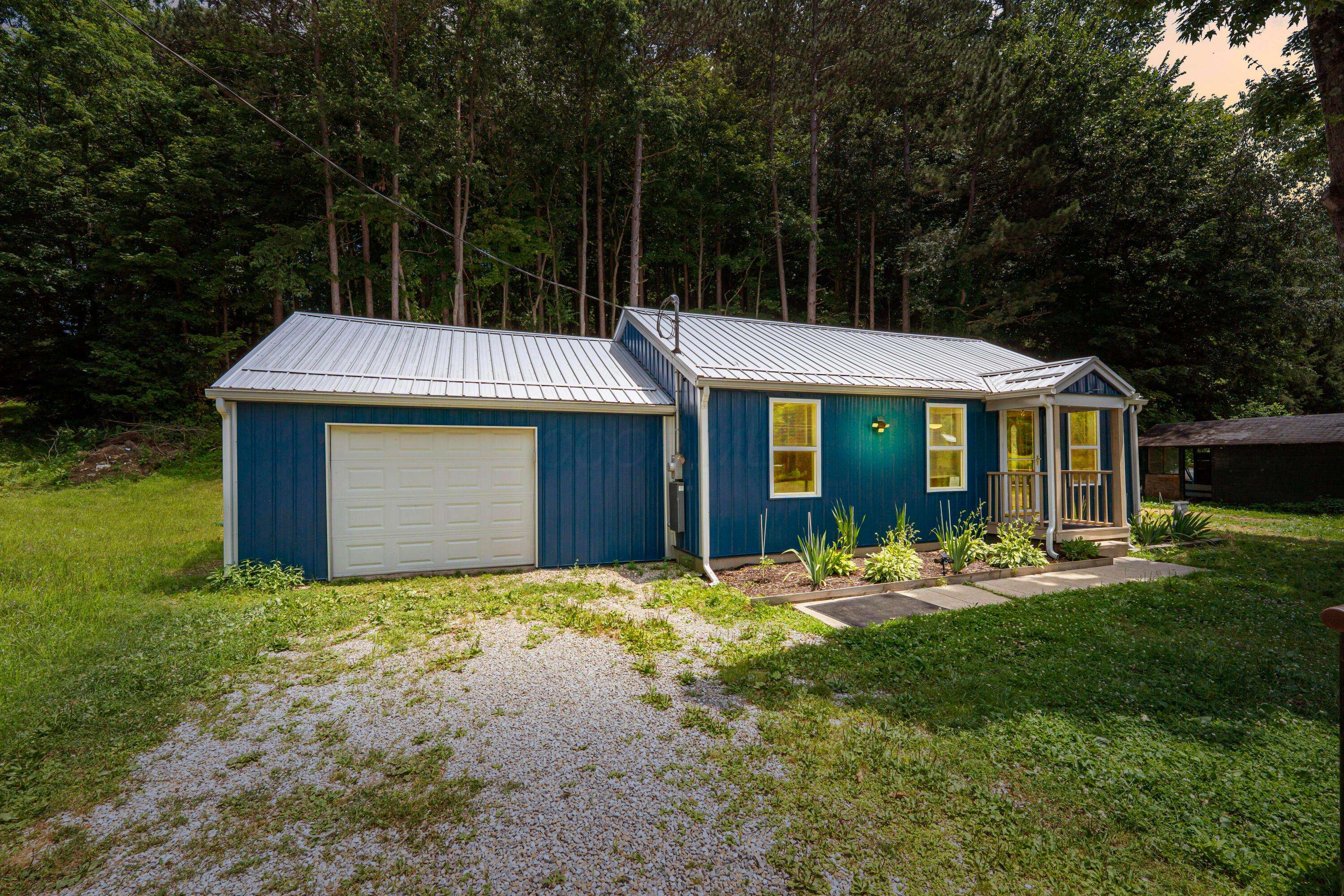 Saint Louisville, OH 43071,10272 Rocky Fork Road