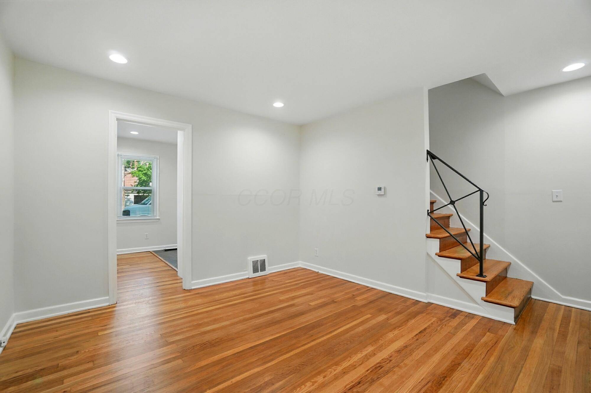 Columbus, OH 43212,16611663 Ashland Avenue
