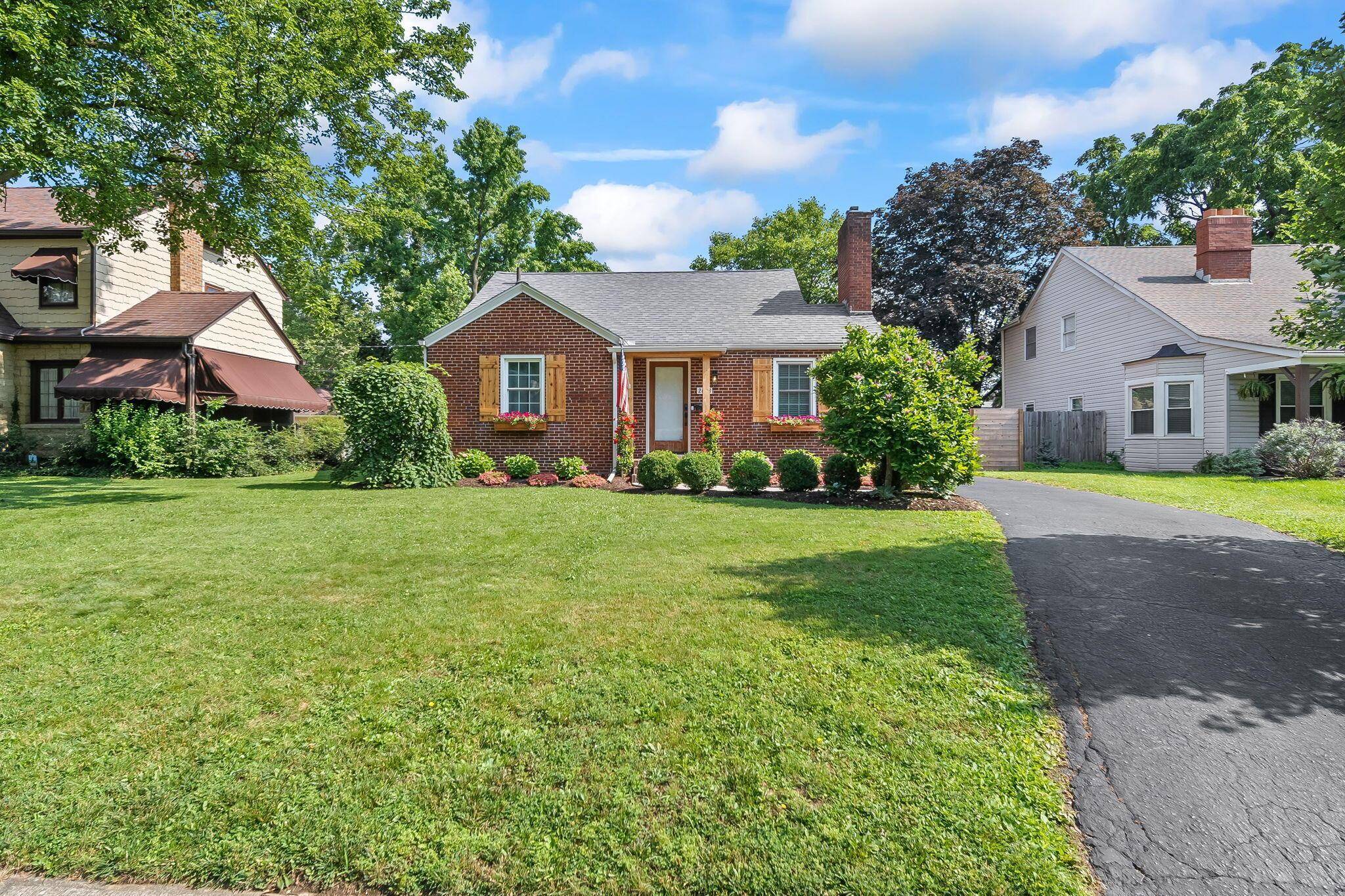 Columbus, OH 43209,2698 Ruhl Avenue