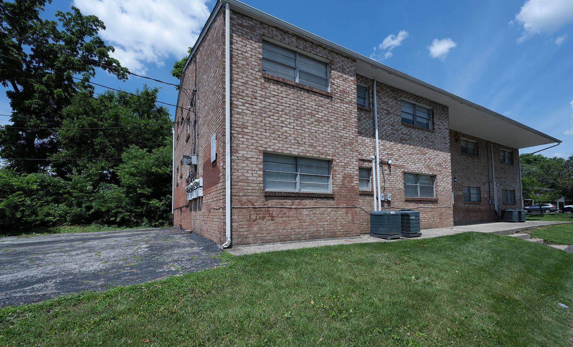 Columbus, OH 43201,433 E 13th Avenue