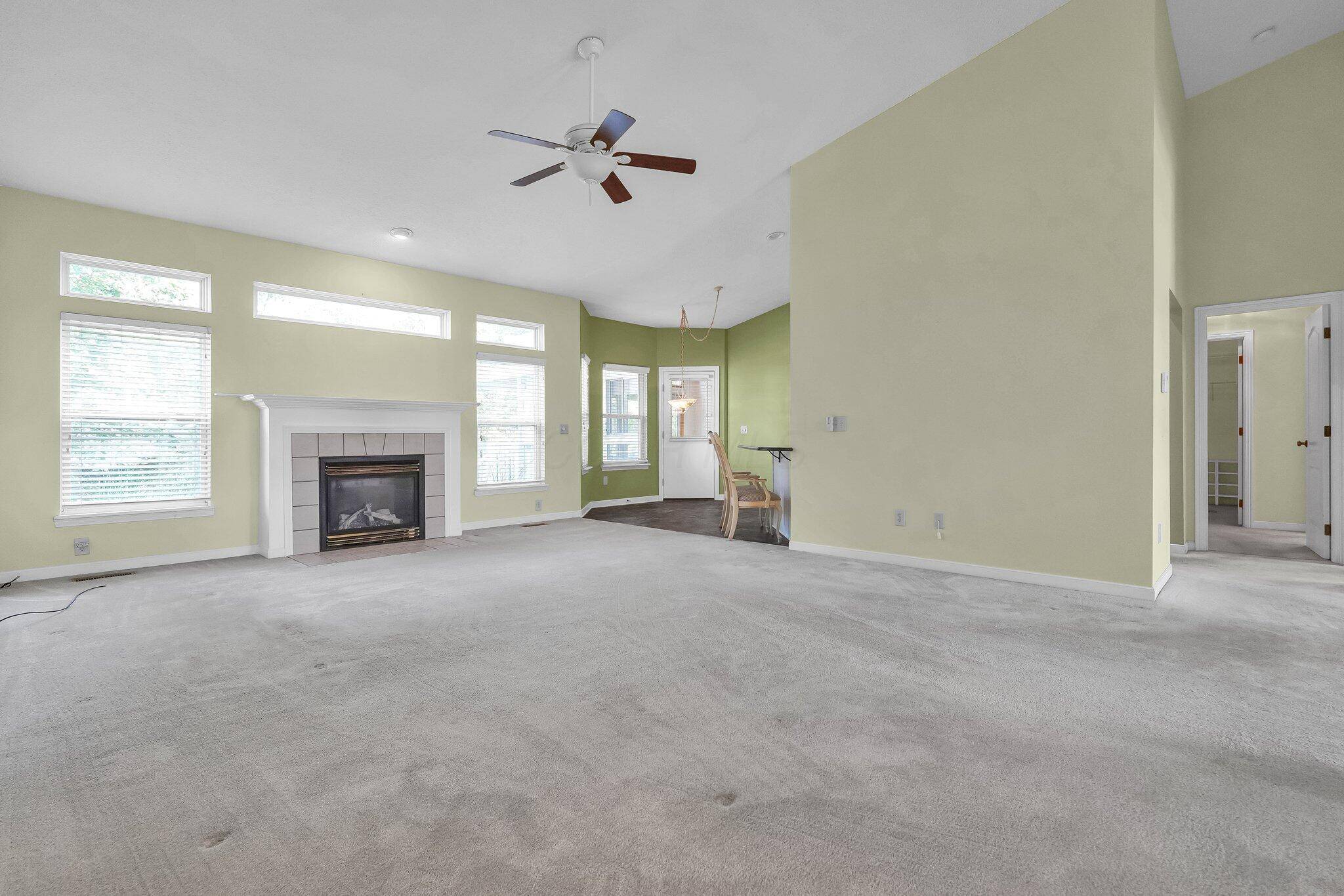 Reynoldsburg, OH 43068,8078 Slate Ridge Boulevard