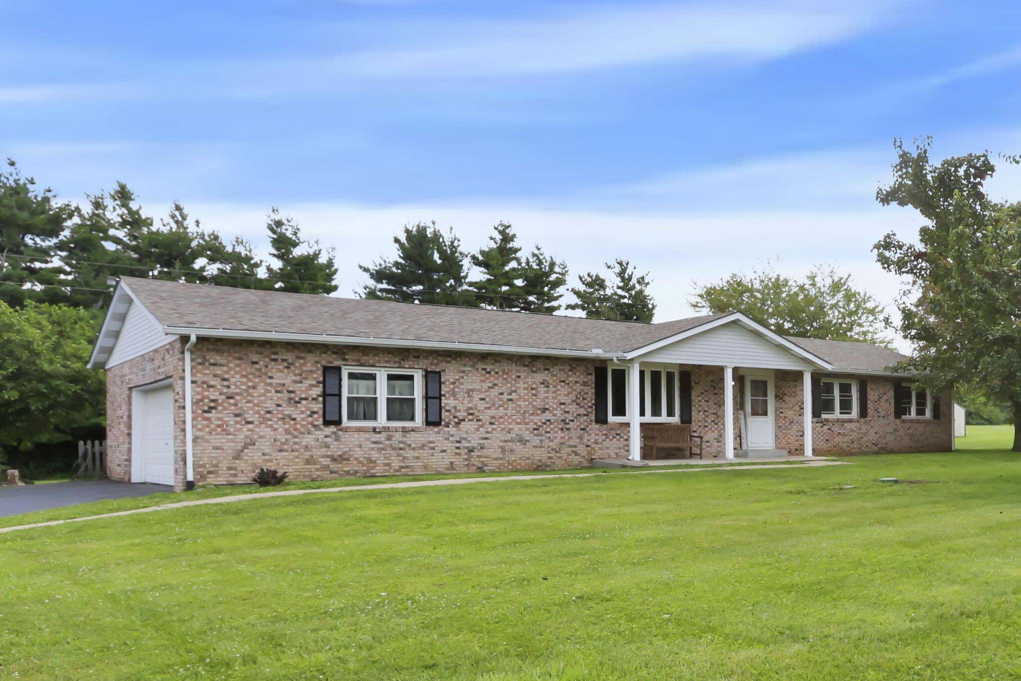 Lancaster, OH 43130,3912 Oakmont Lane