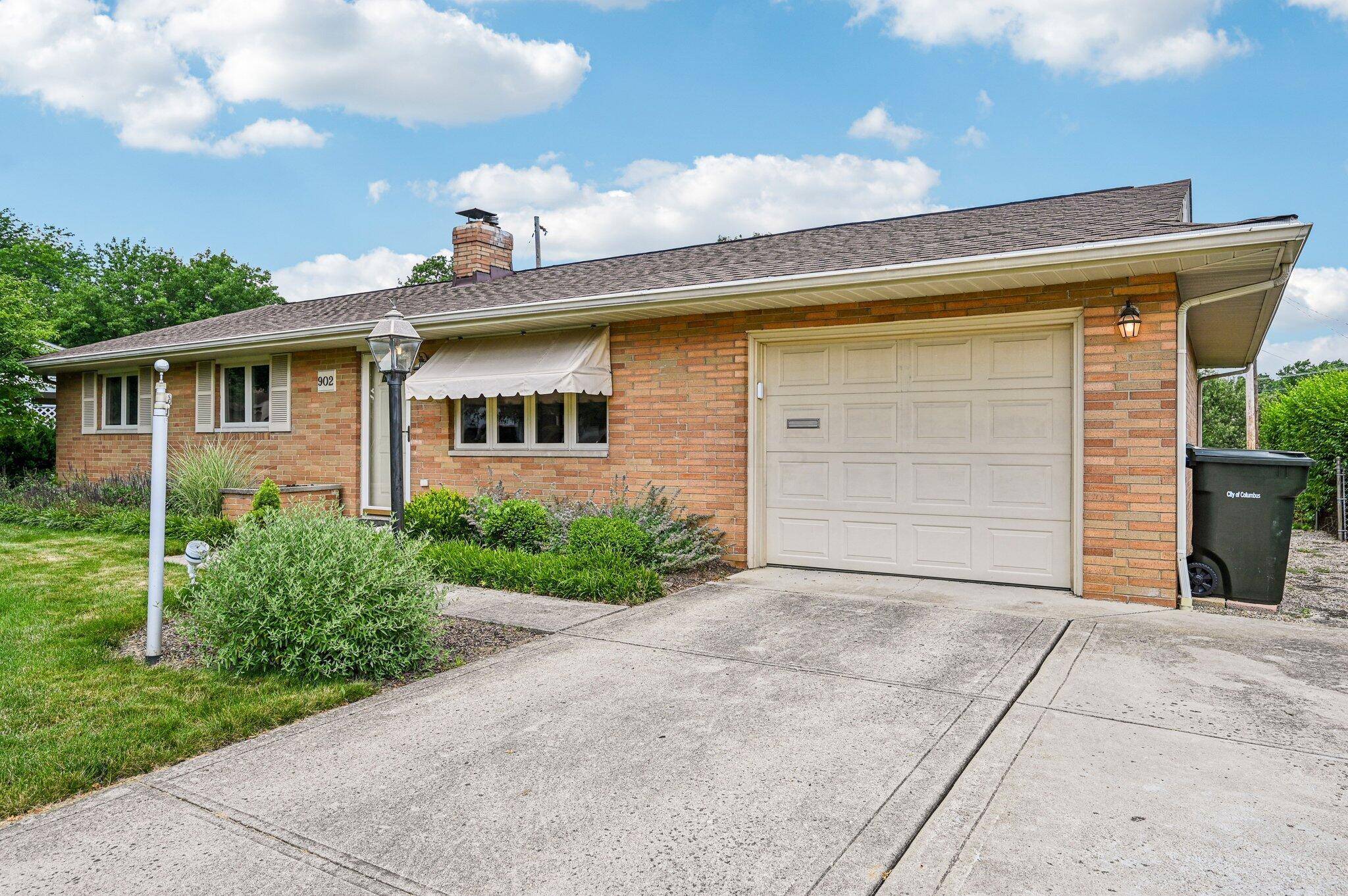 Columbus, OH 43220,902 Brentford Drive