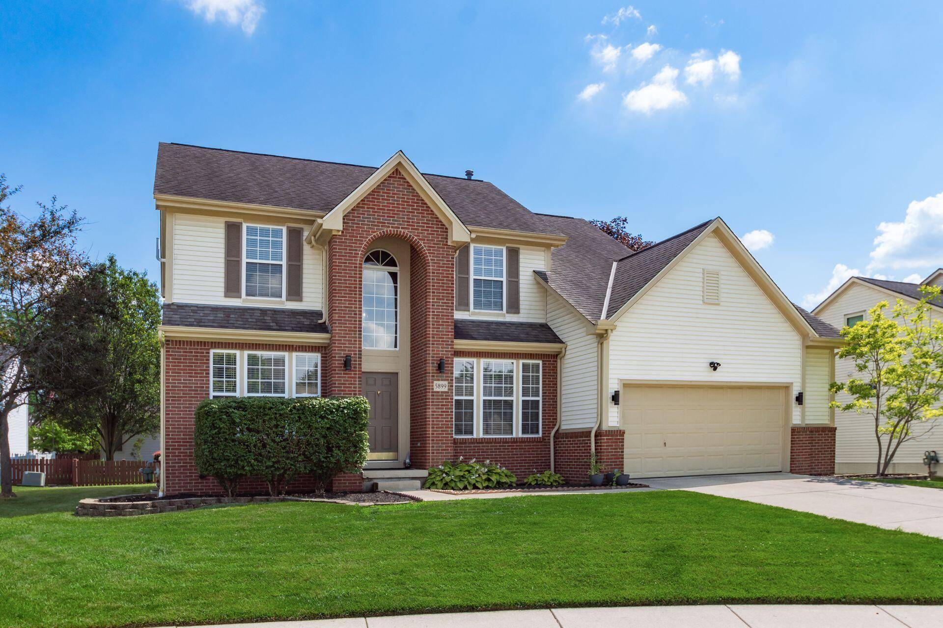 Columbus, OH 43228,5899 Cove Point Court