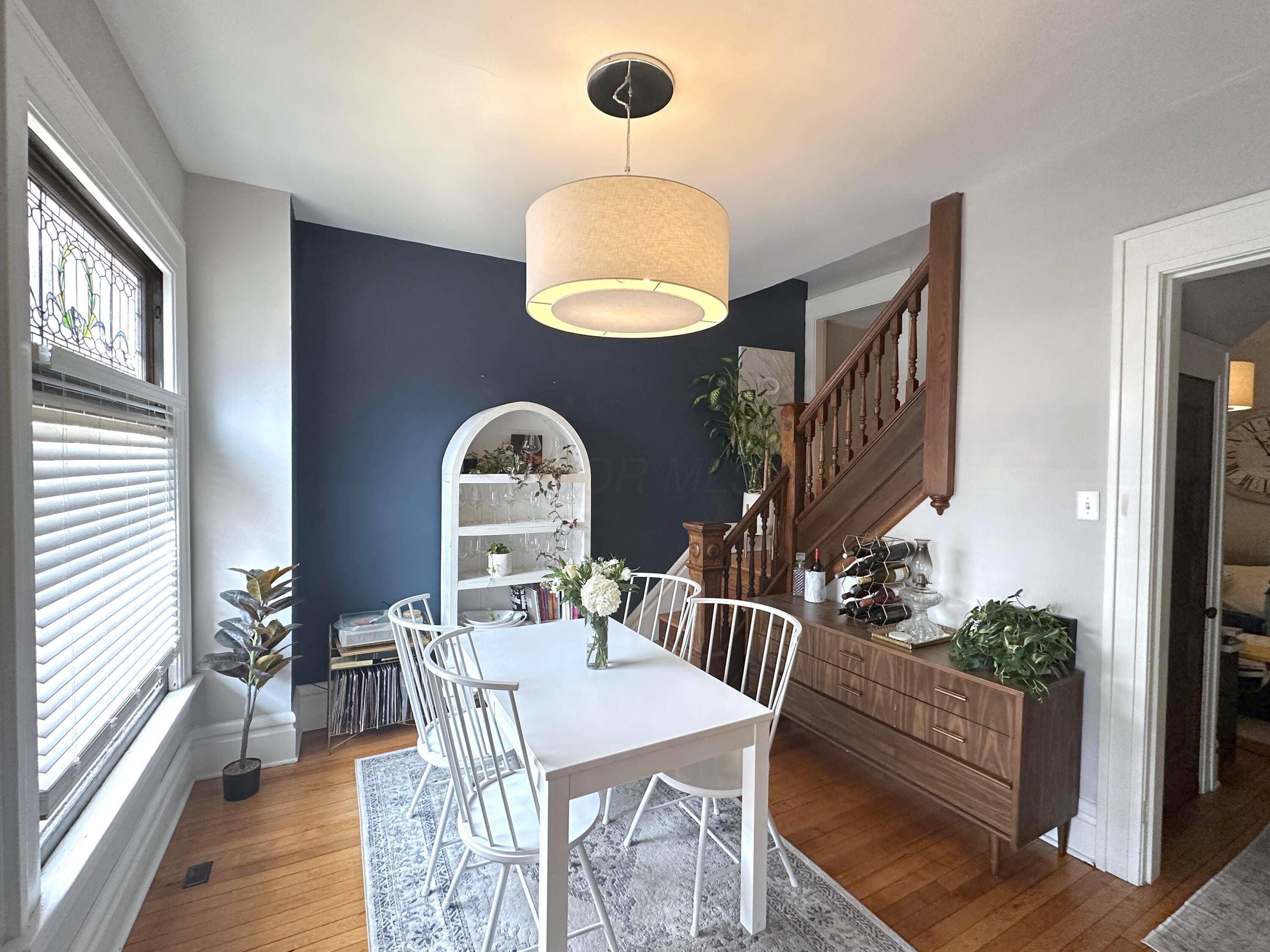 Columbus, OH 43215,252 W Hubbard Avenue