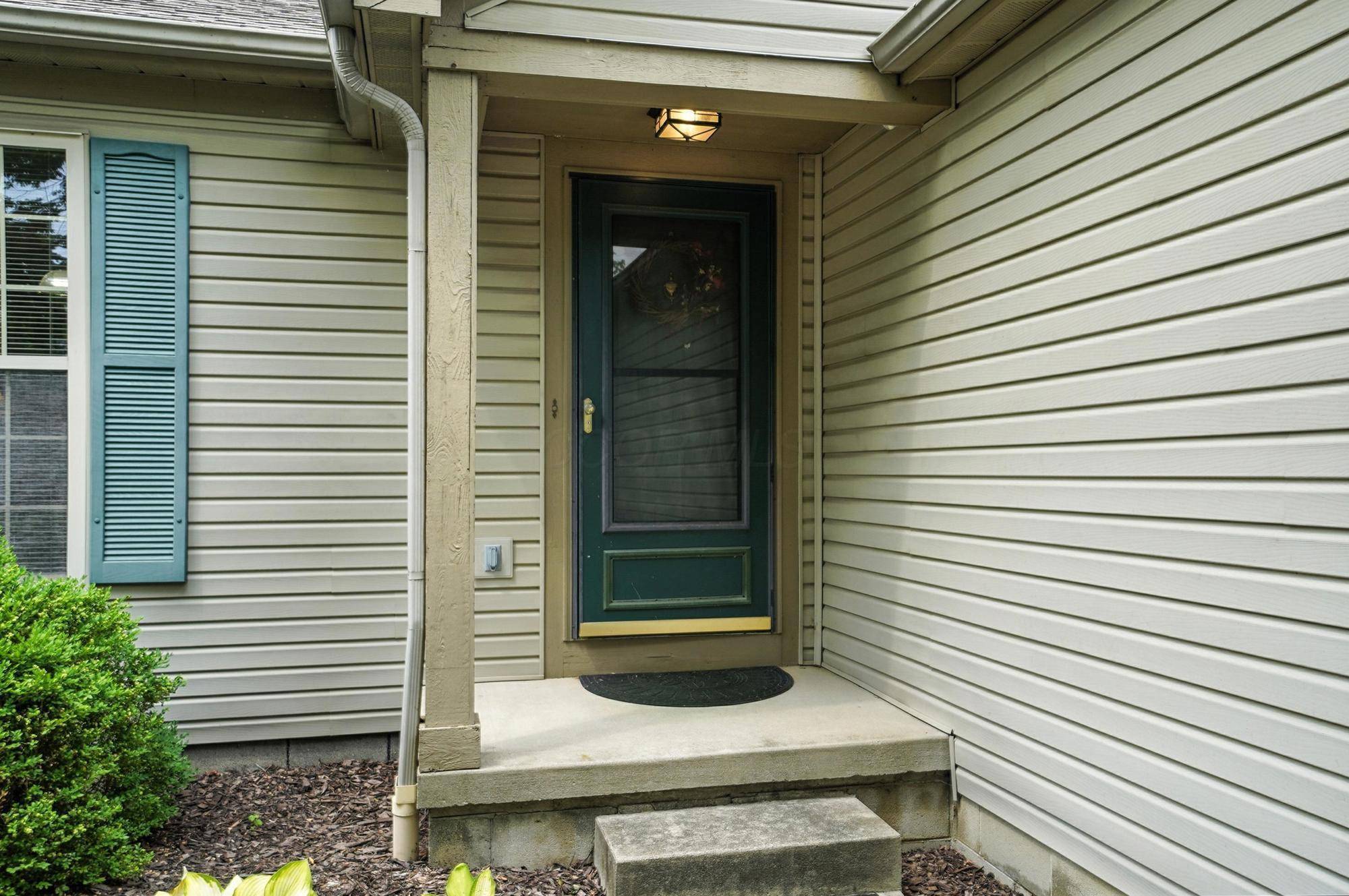 Canal Winchester, OH 43110,6678 Winbarr Way