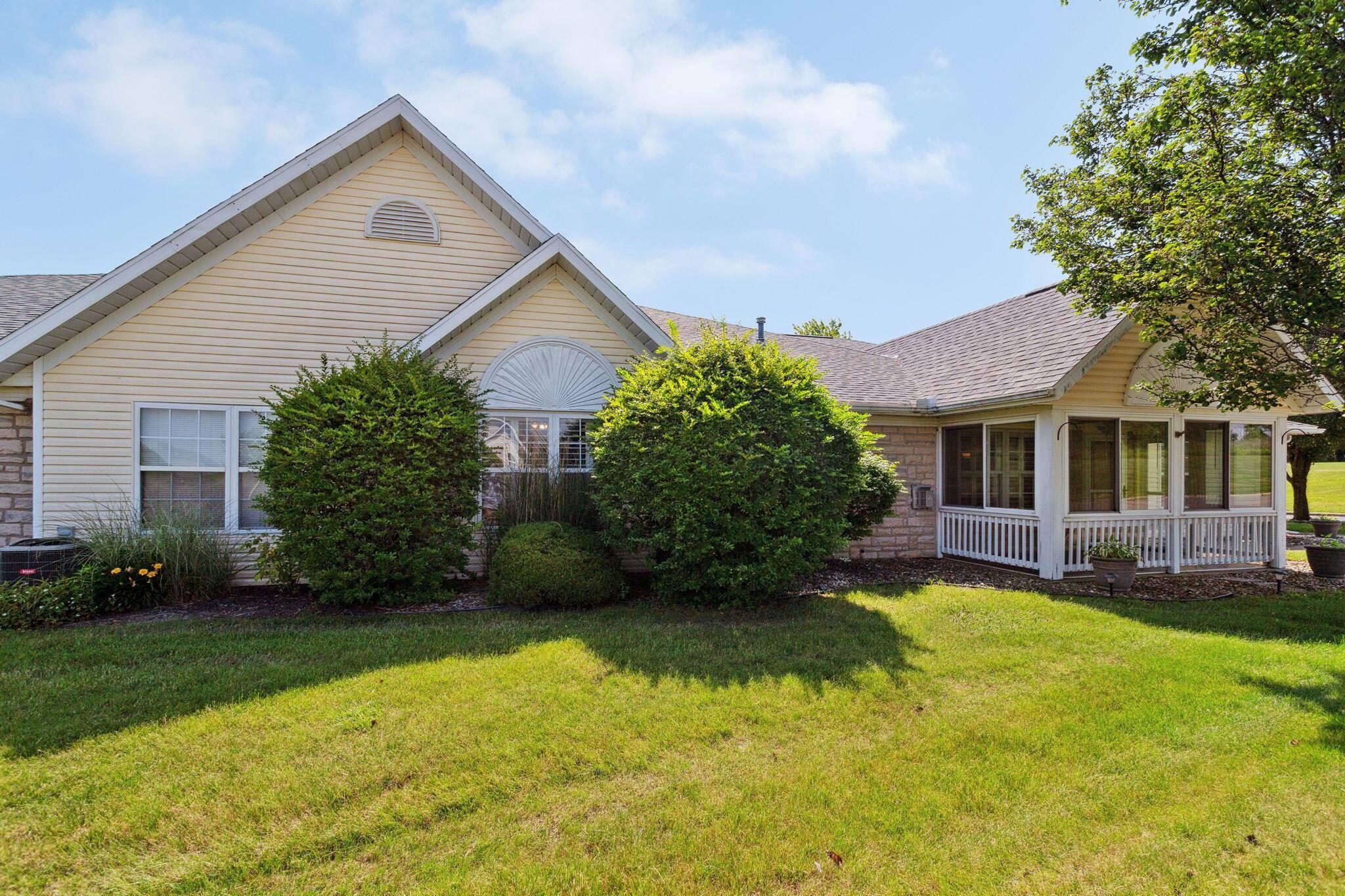 Ontario, OH 44906,657 Villa Drive