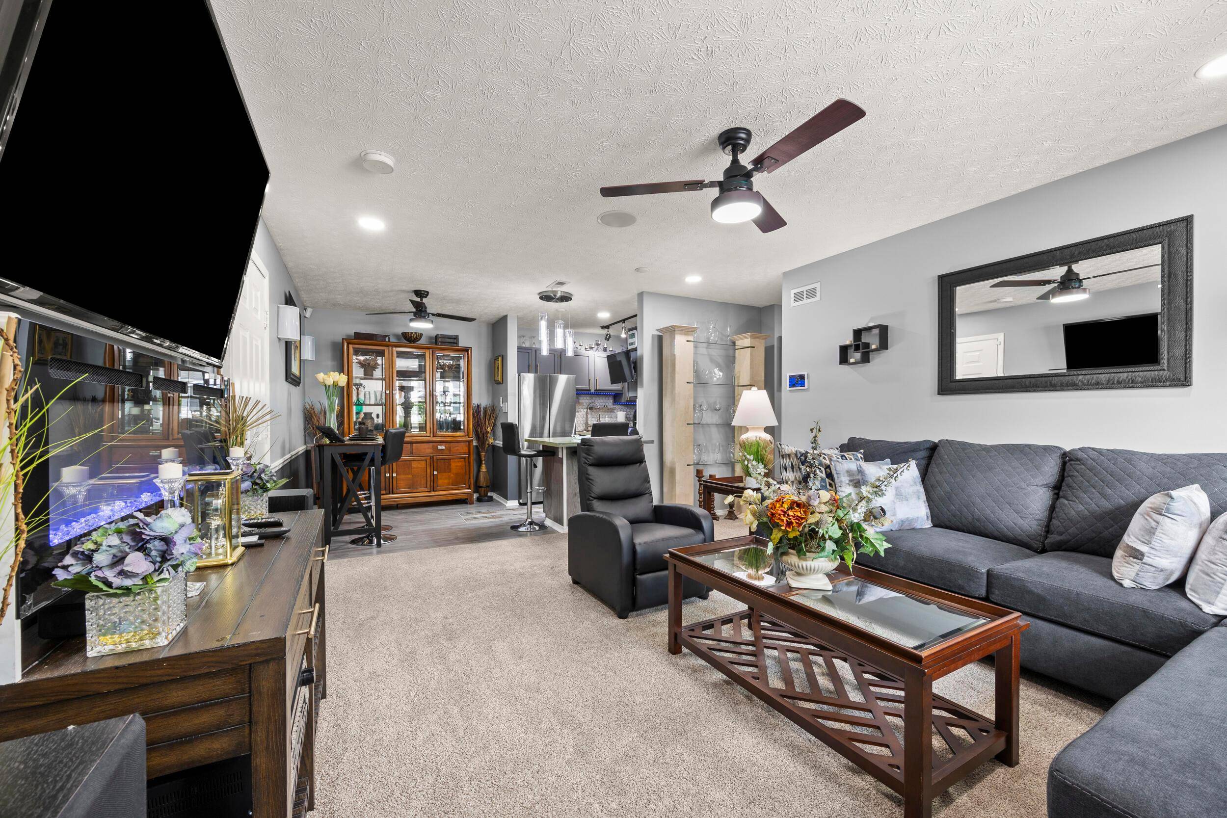 Columbus, OH 43228,4398 Hammerton Drive #16C