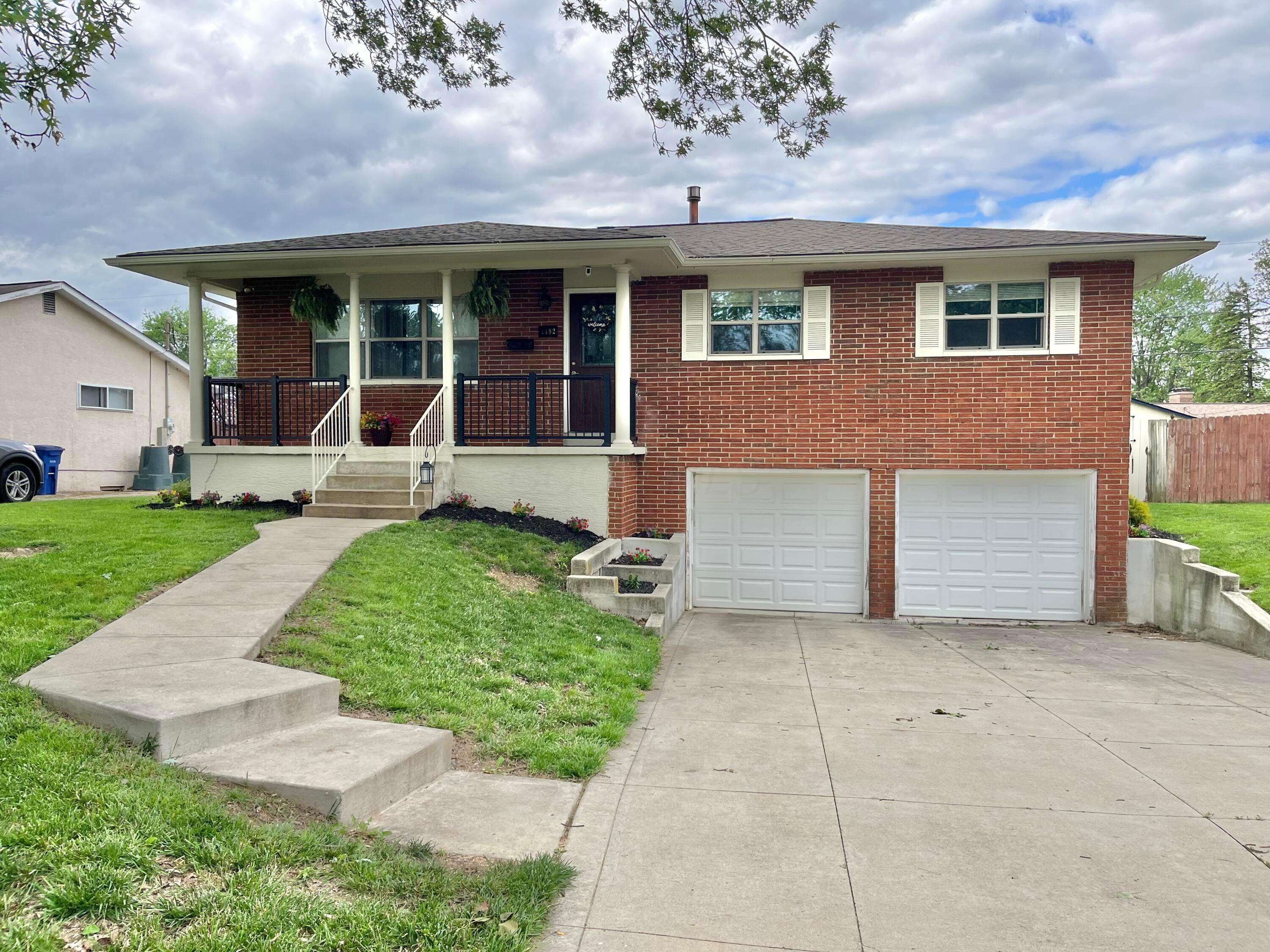 Columbus, OH 43229,1492 Cottonwood Drive