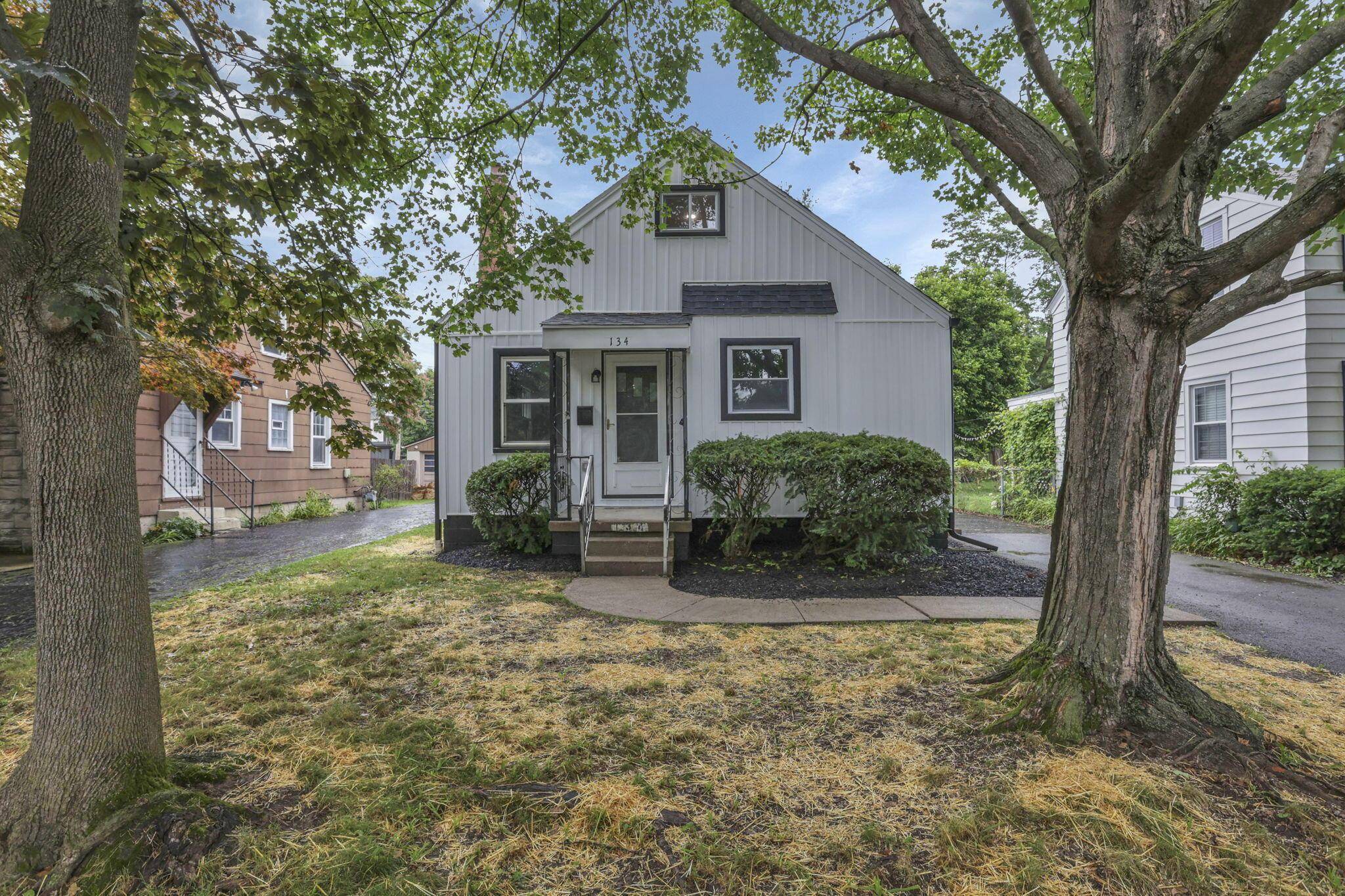 Columbus, OH 43214,134 E Jeffrey Place