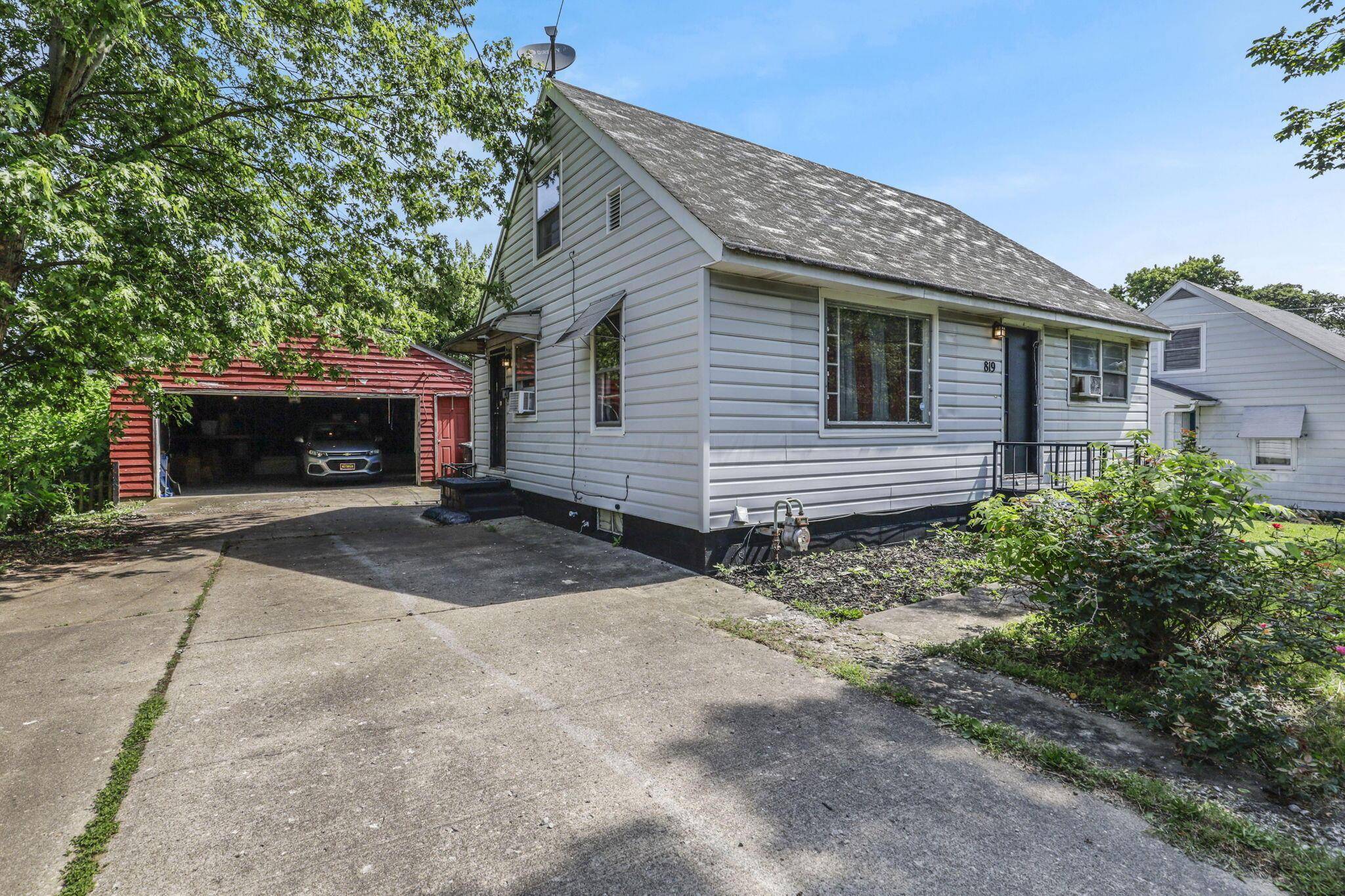 Lancaster, OH 43130,819 Spring Street