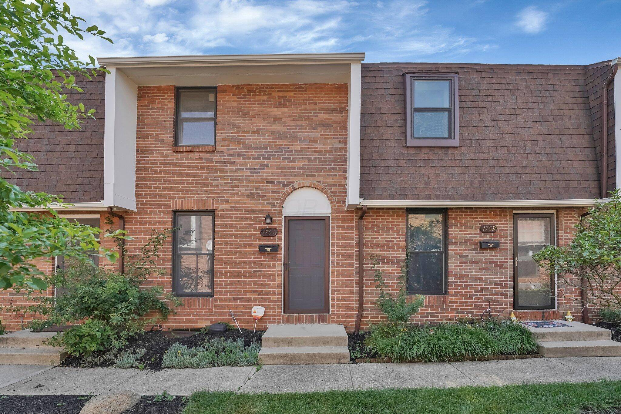 Columbus, OH 43220,1761 Willoway Circle