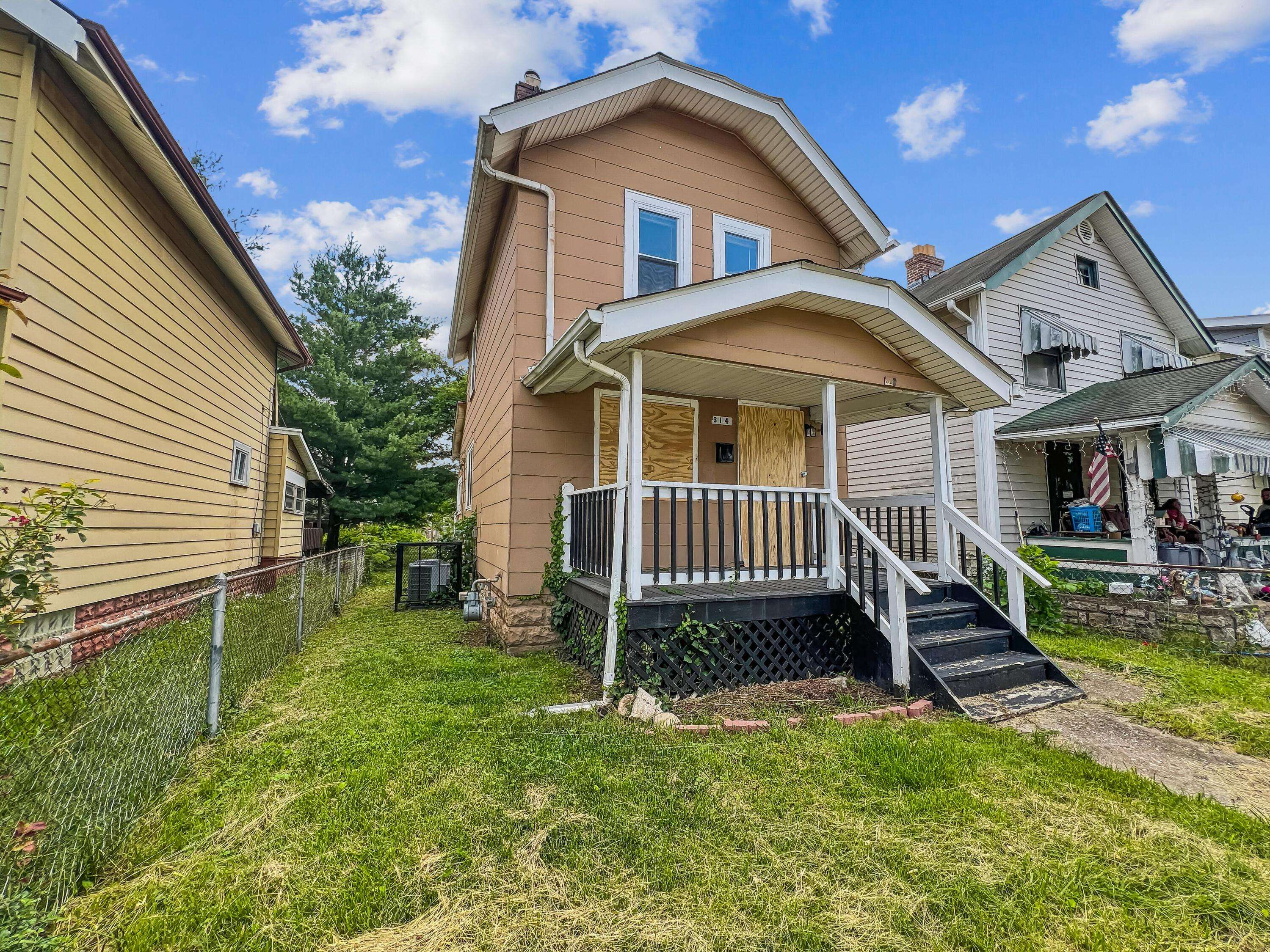 Columbus, OH 43204,314 S Hague Avenue