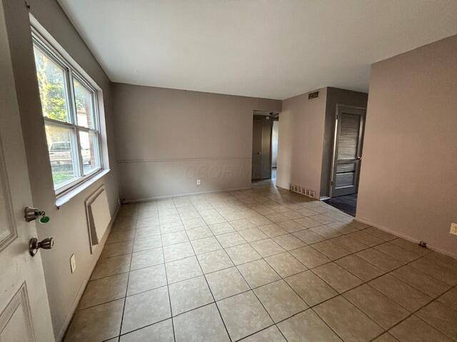 Columbus, OH 43219,2897 E 9th Avenue #A