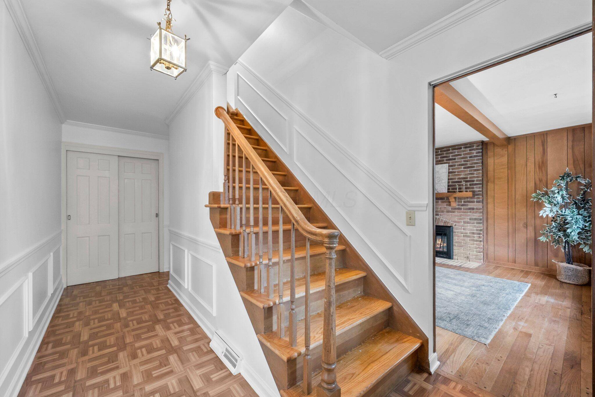 Columbus, OH 43220,1295 Castleton Road