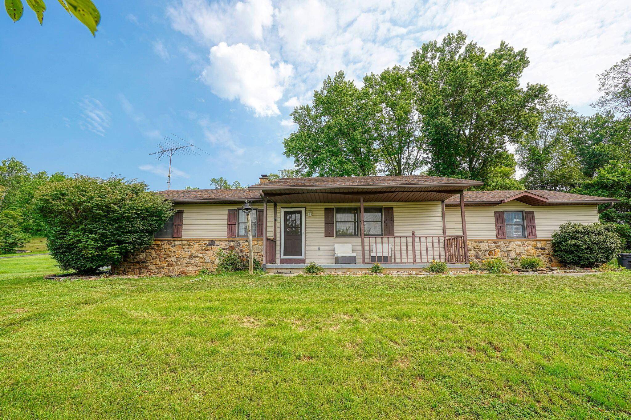 Bremen, OH 43107,11480 Webb Summit Road