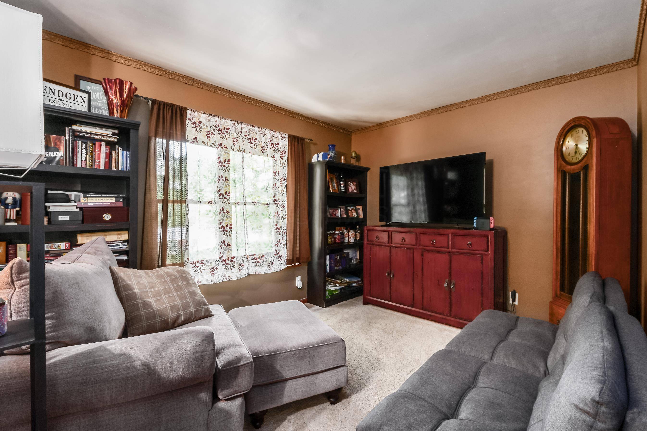 Zanesville, OH 43701,3182 Hiawatha Drive