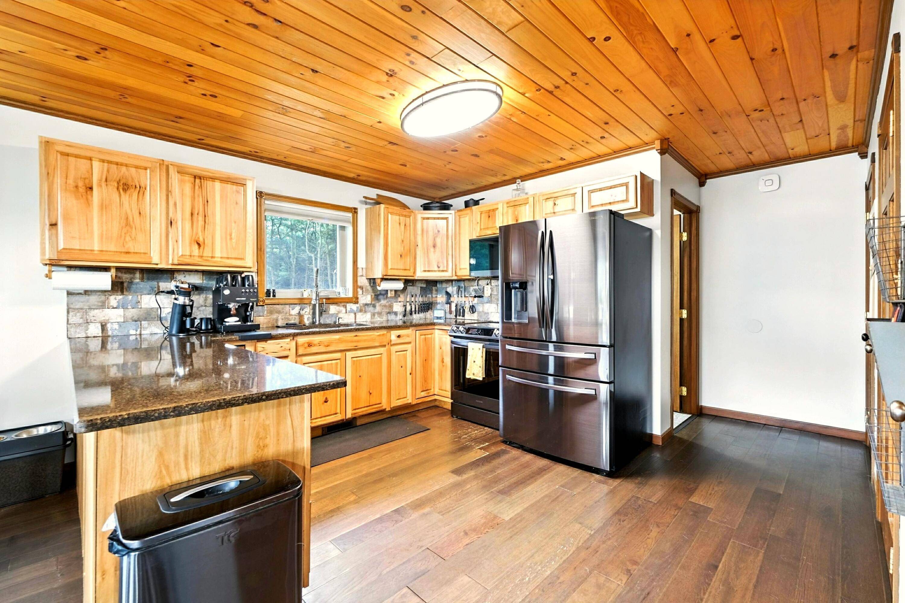 Gambier, OH 43022,4087 Grove Church Road