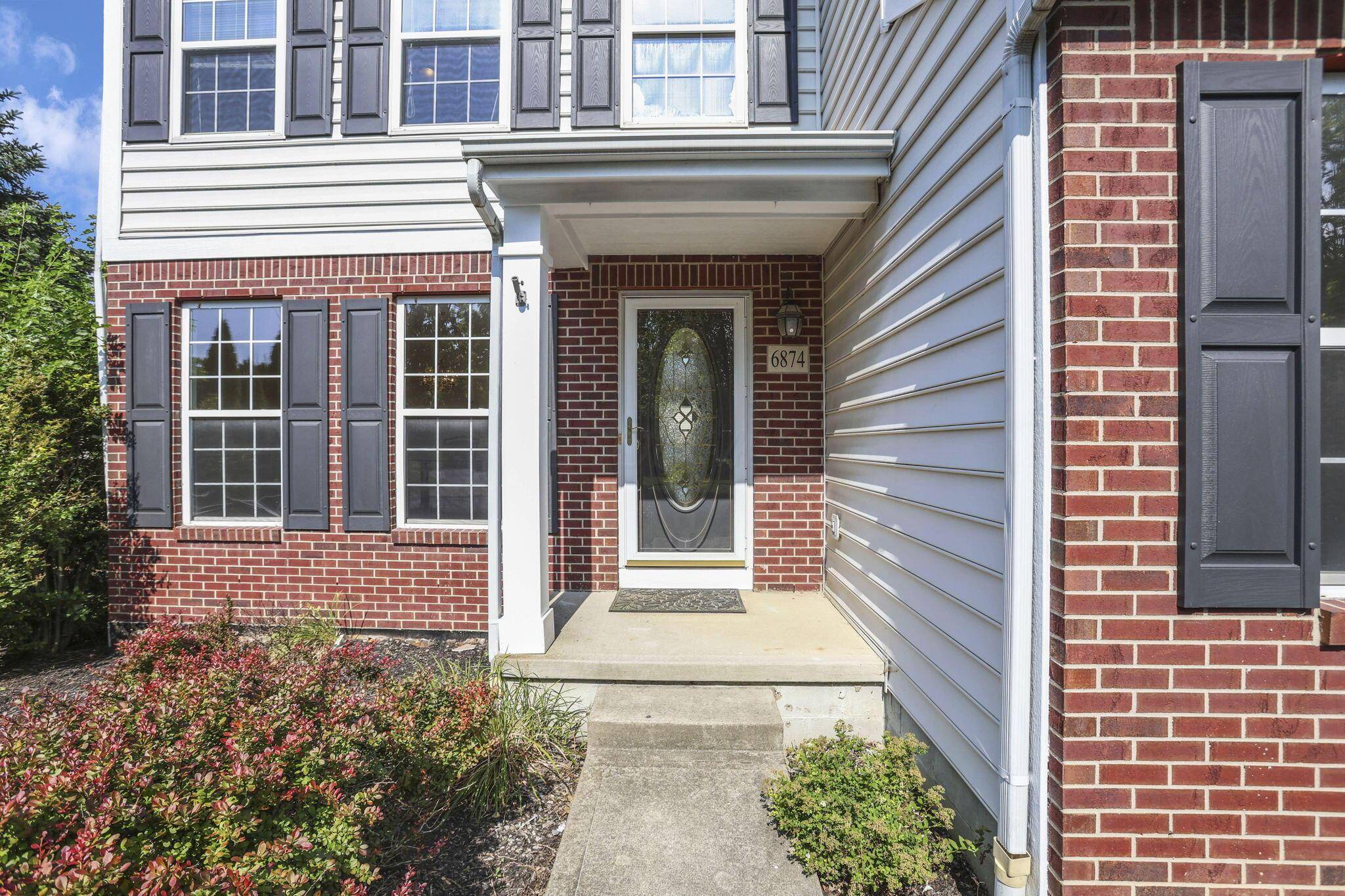 Powell, OH 43065,6874 Golden Way
