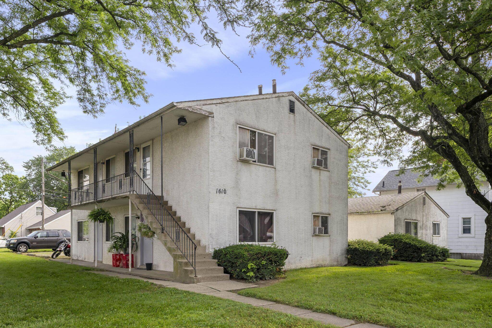 Columbus, OH 43203,1610 Emerald Avenue