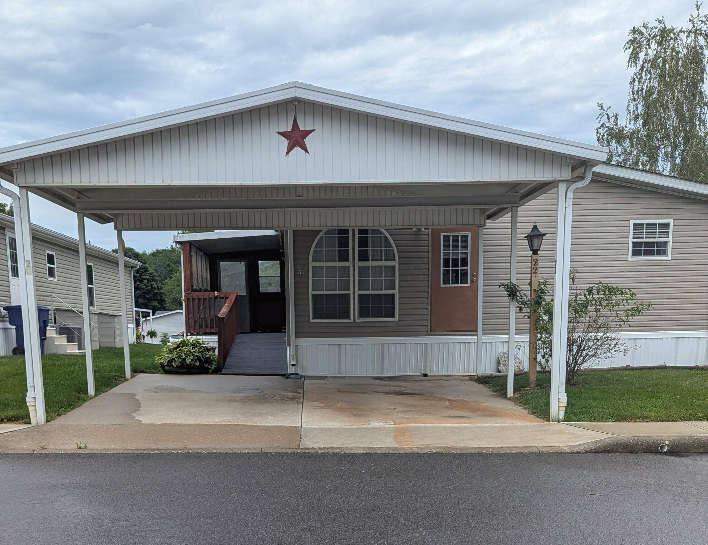 Delaware, OH 43015,22 Birch Row Drive