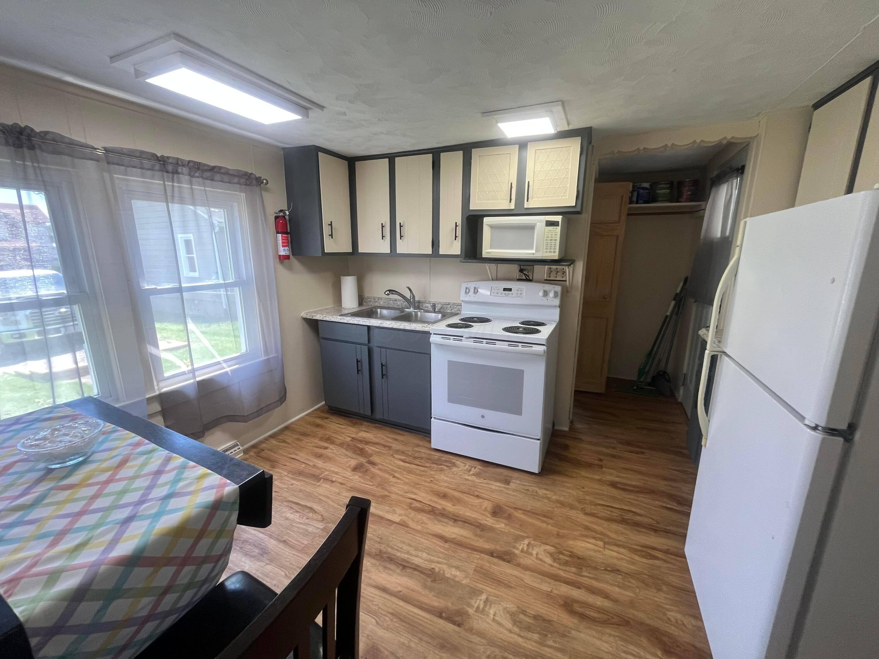 Lancaster, OH 43130,317 Busby Avenue