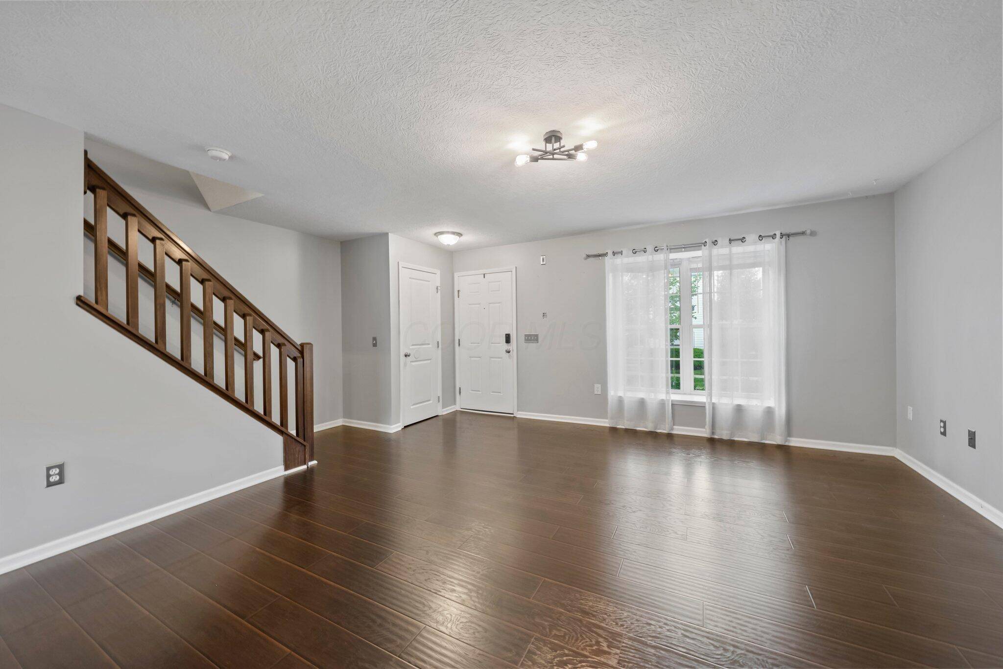 Dublin, OH 43016,5551 Crystal Falls Street