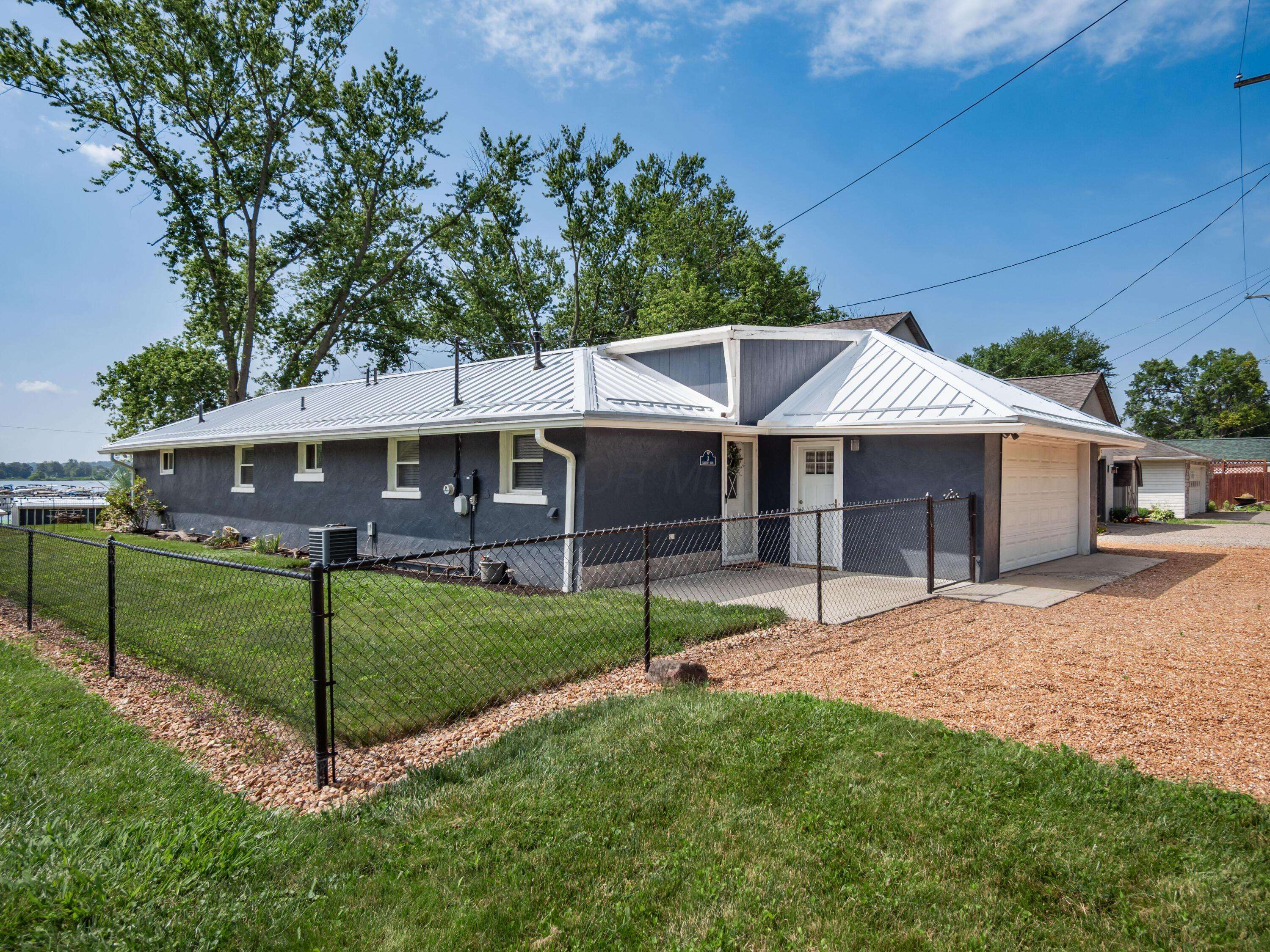 Thornville, OH 43076,3 Lakeview Drive