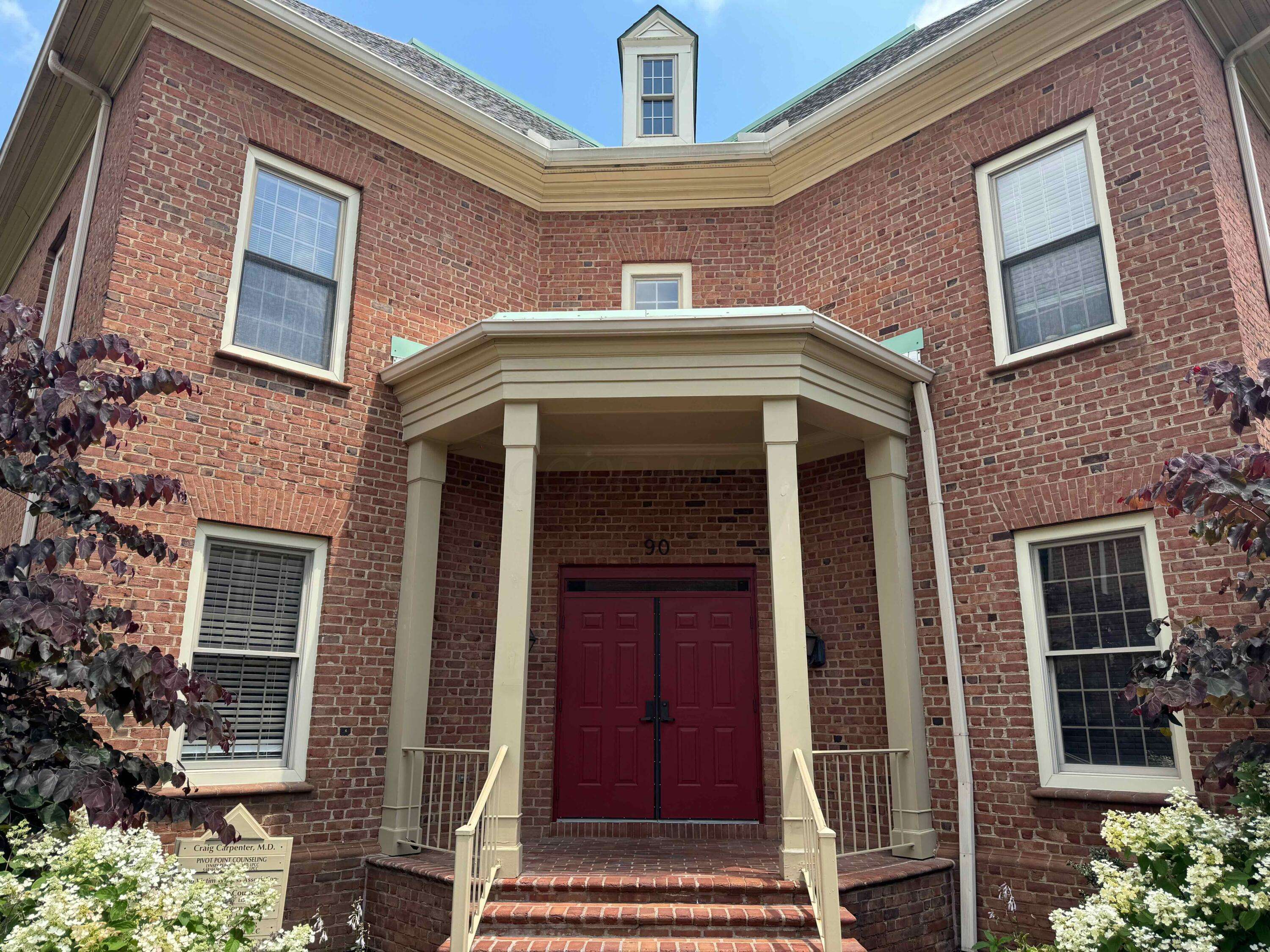 Columbus, OH 43235,90 Northwoods Boulevard #B