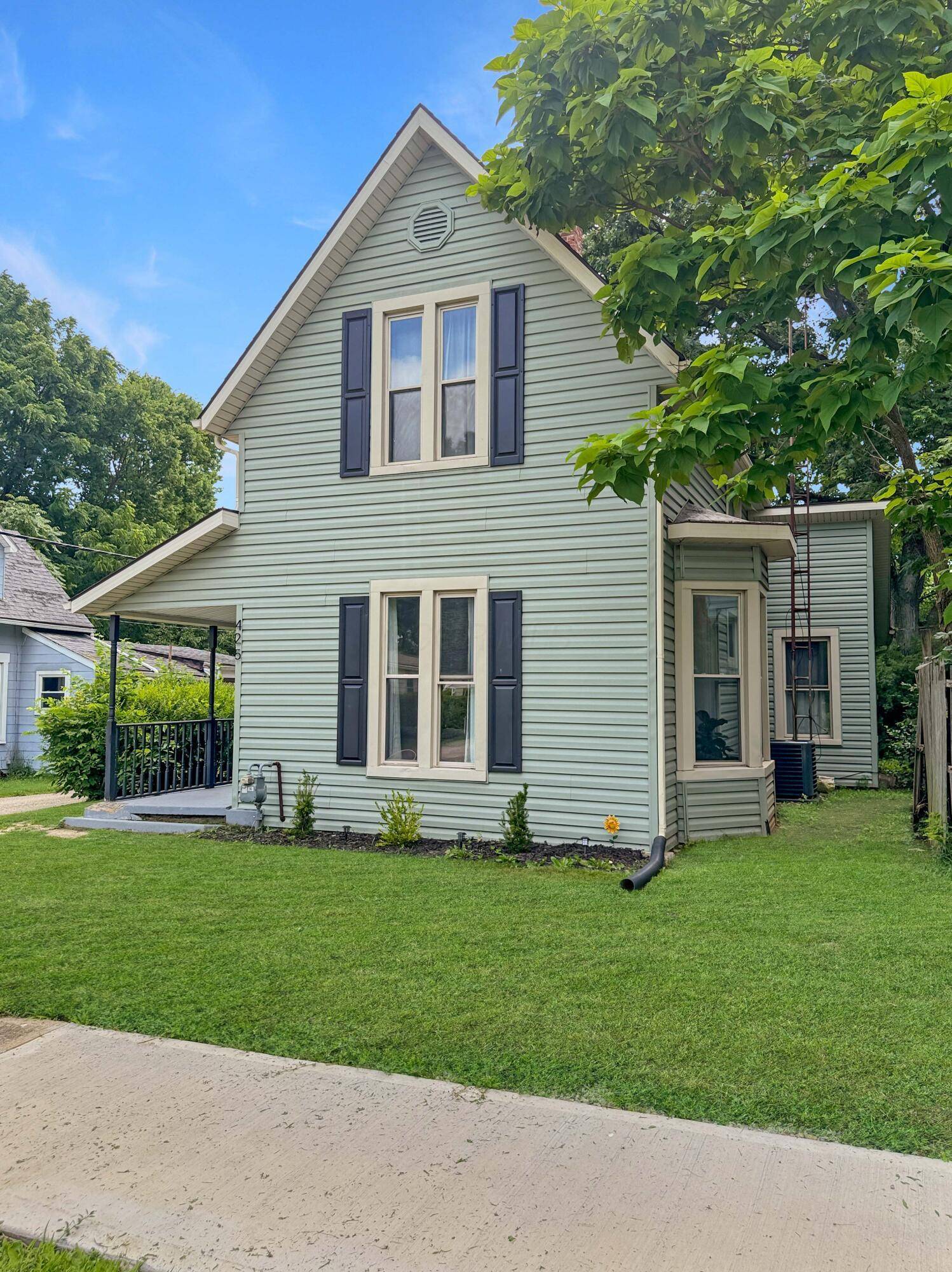 Urbana, OH 43078,425 Buckeye Street