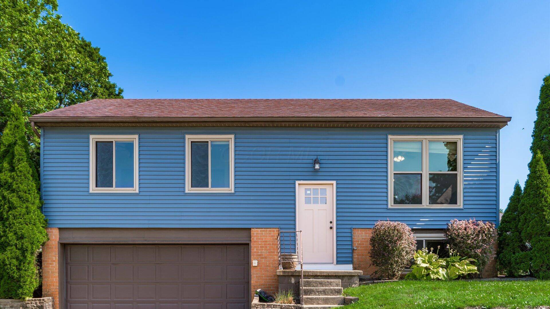 Heath, OH 43056,570 Fulla Lane
