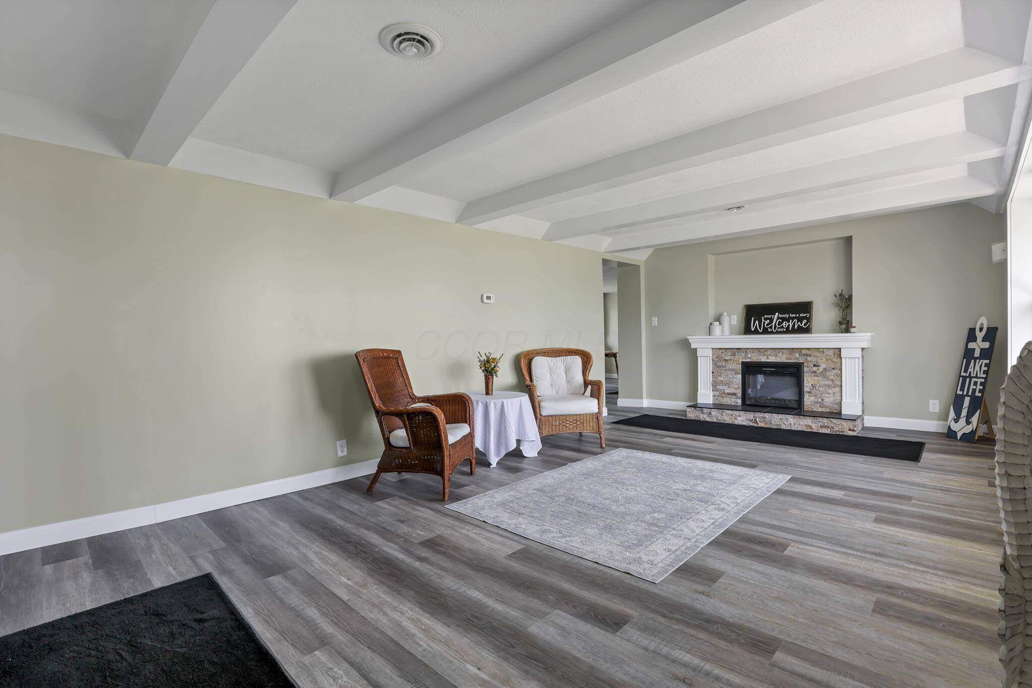 Thornville, OH 43076,5557 Lake Shore Drive