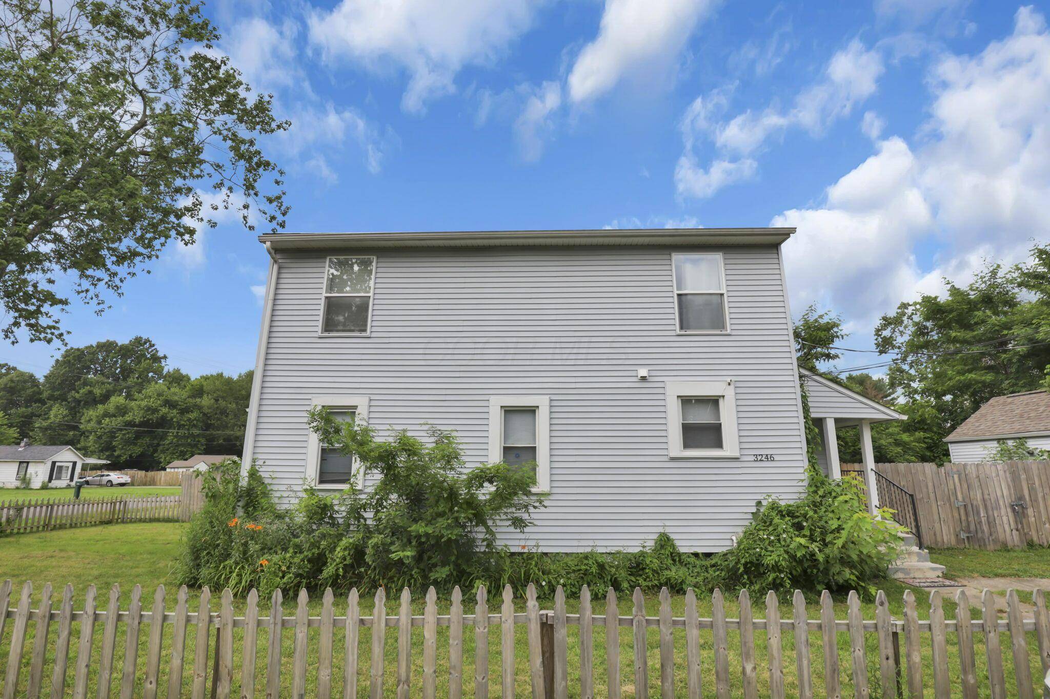 Columbus, OH 43227,3246 E Deshler Avenue