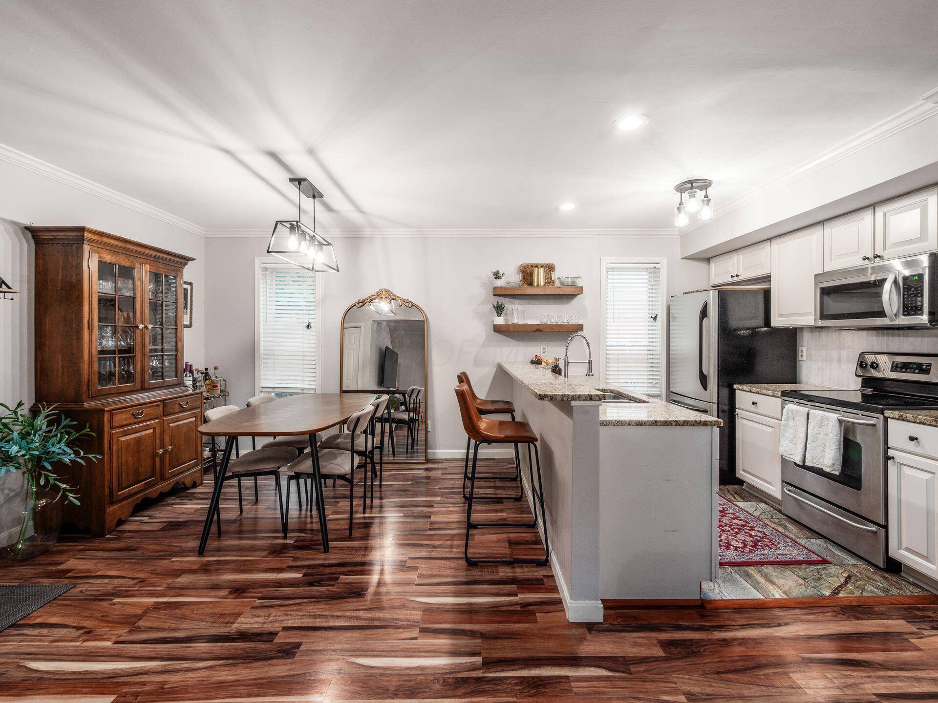 Marble Cliff, OH 43212,1589 Arlington Avenue