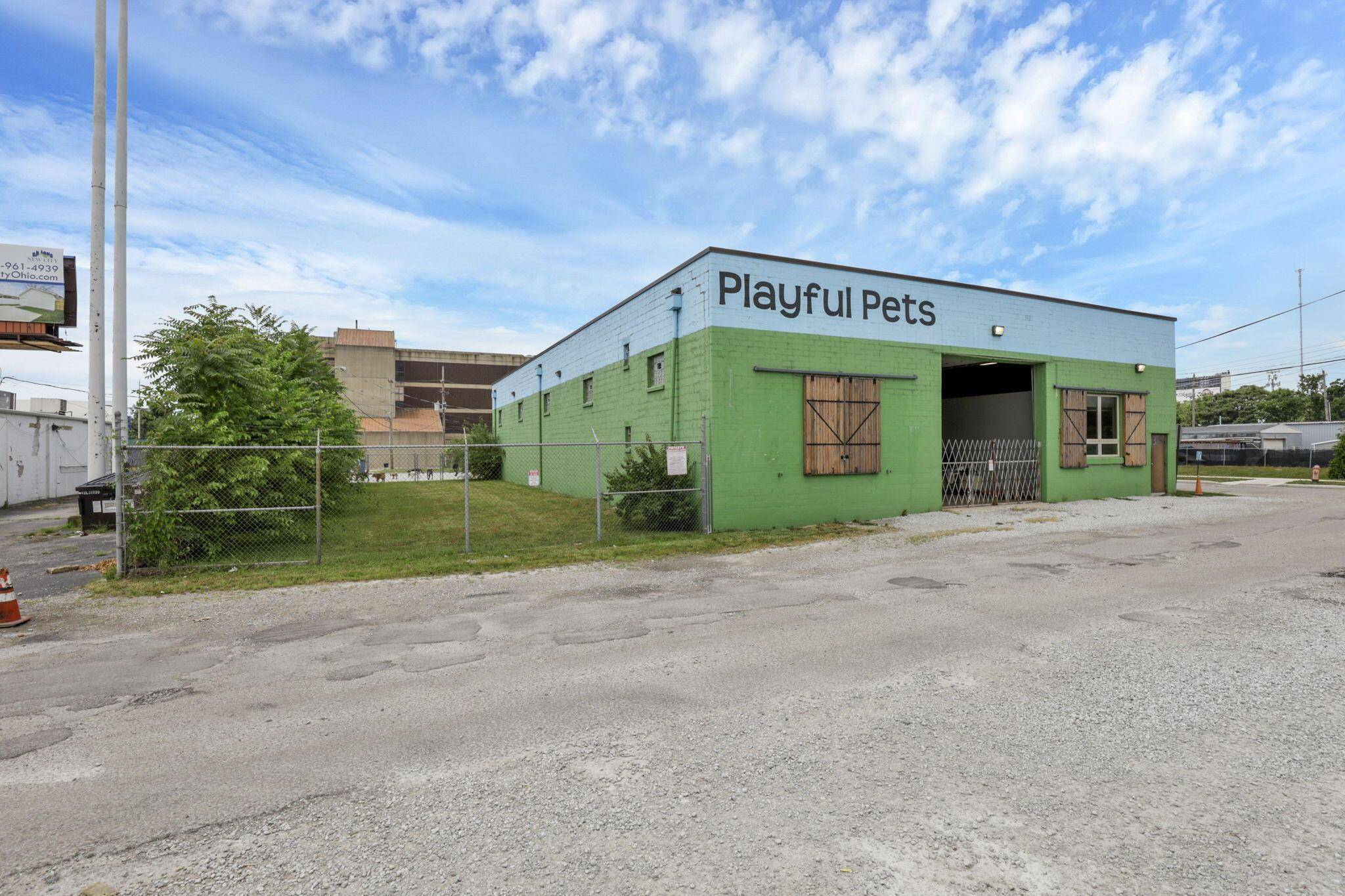 Columbus, OH 43222,13 N Green Street