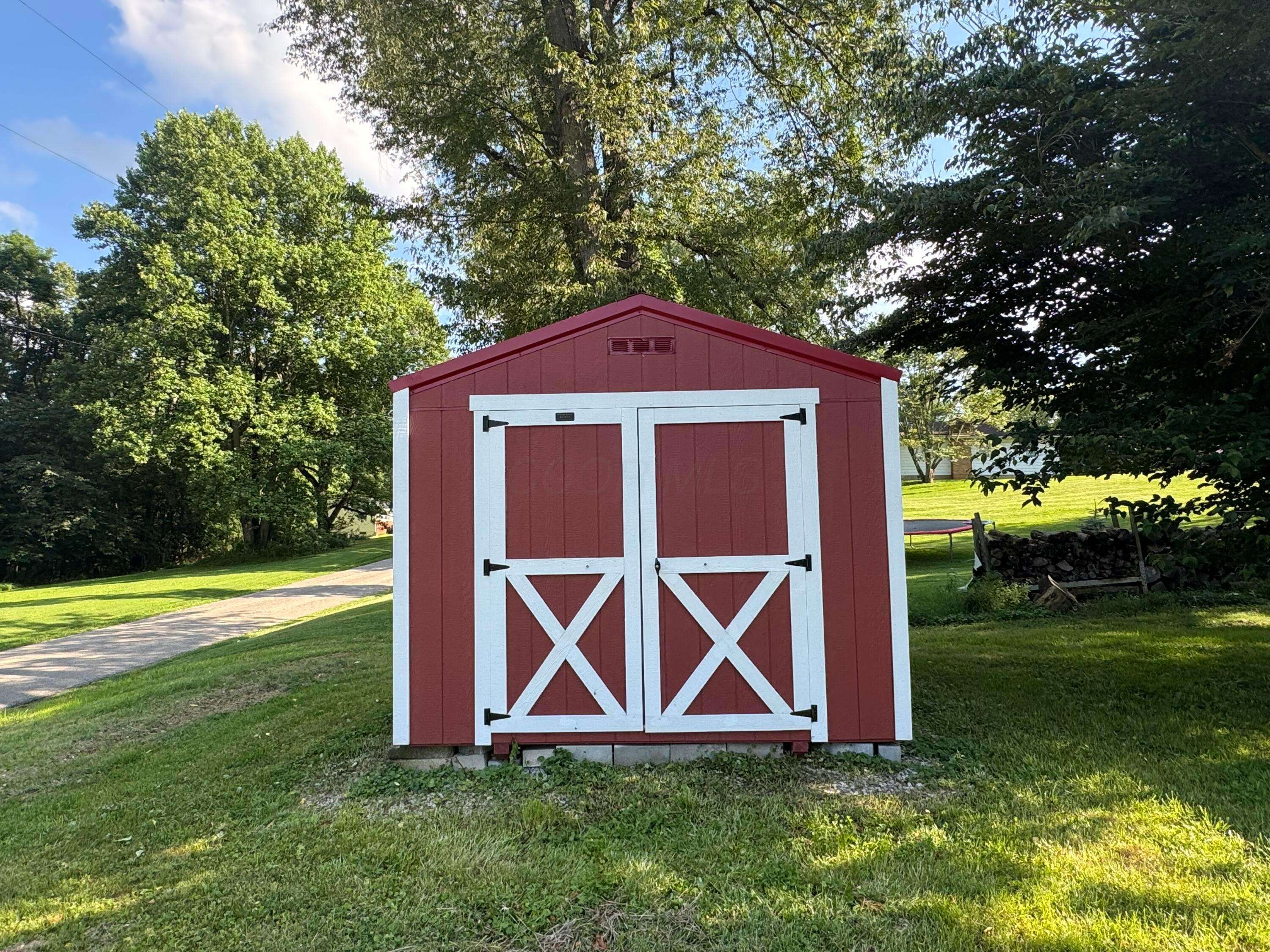 Lancaster, OH 43130,445 Rainbow Drive