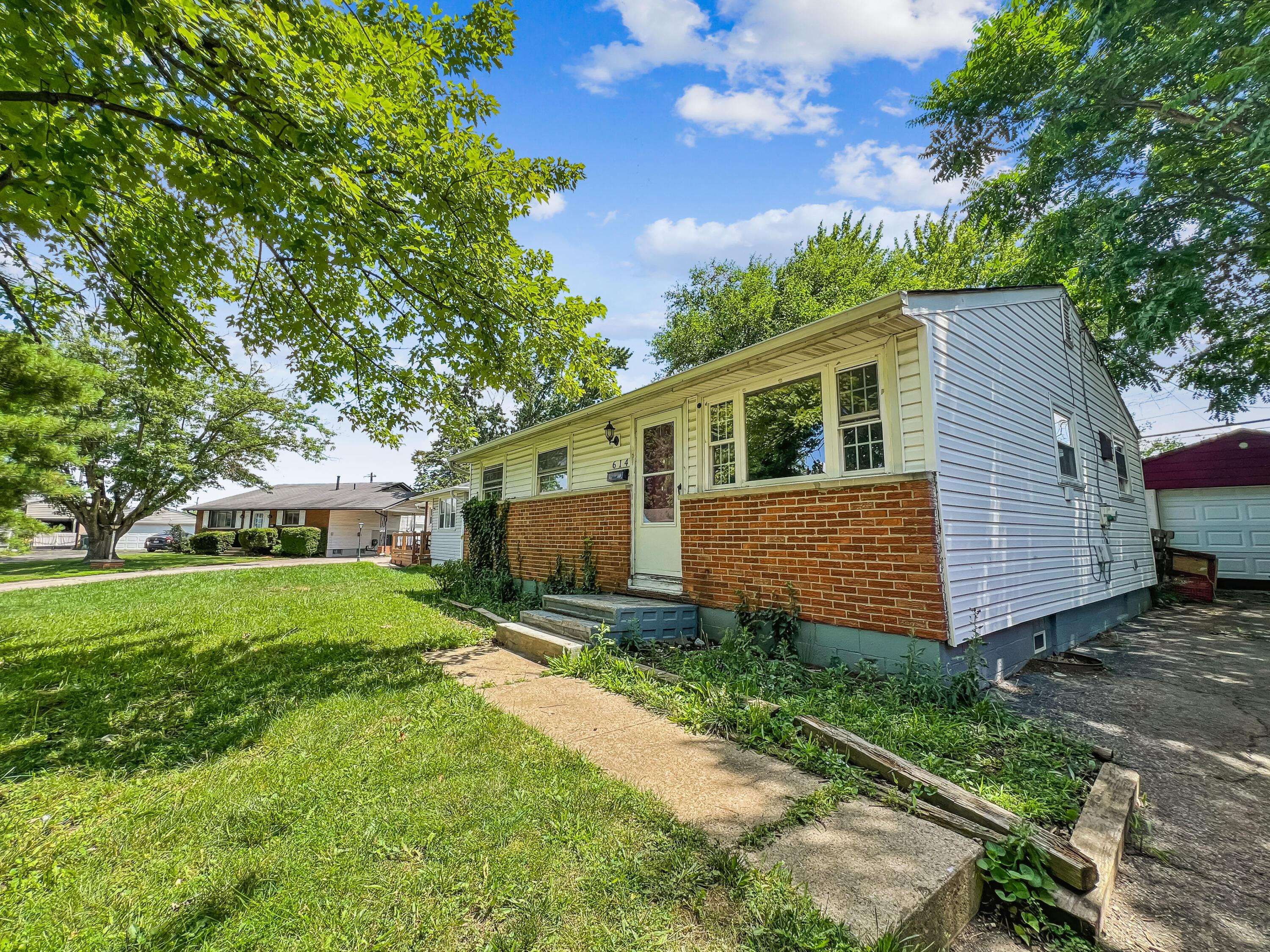 Columbus, OH 43228,614 Fairmoor Place