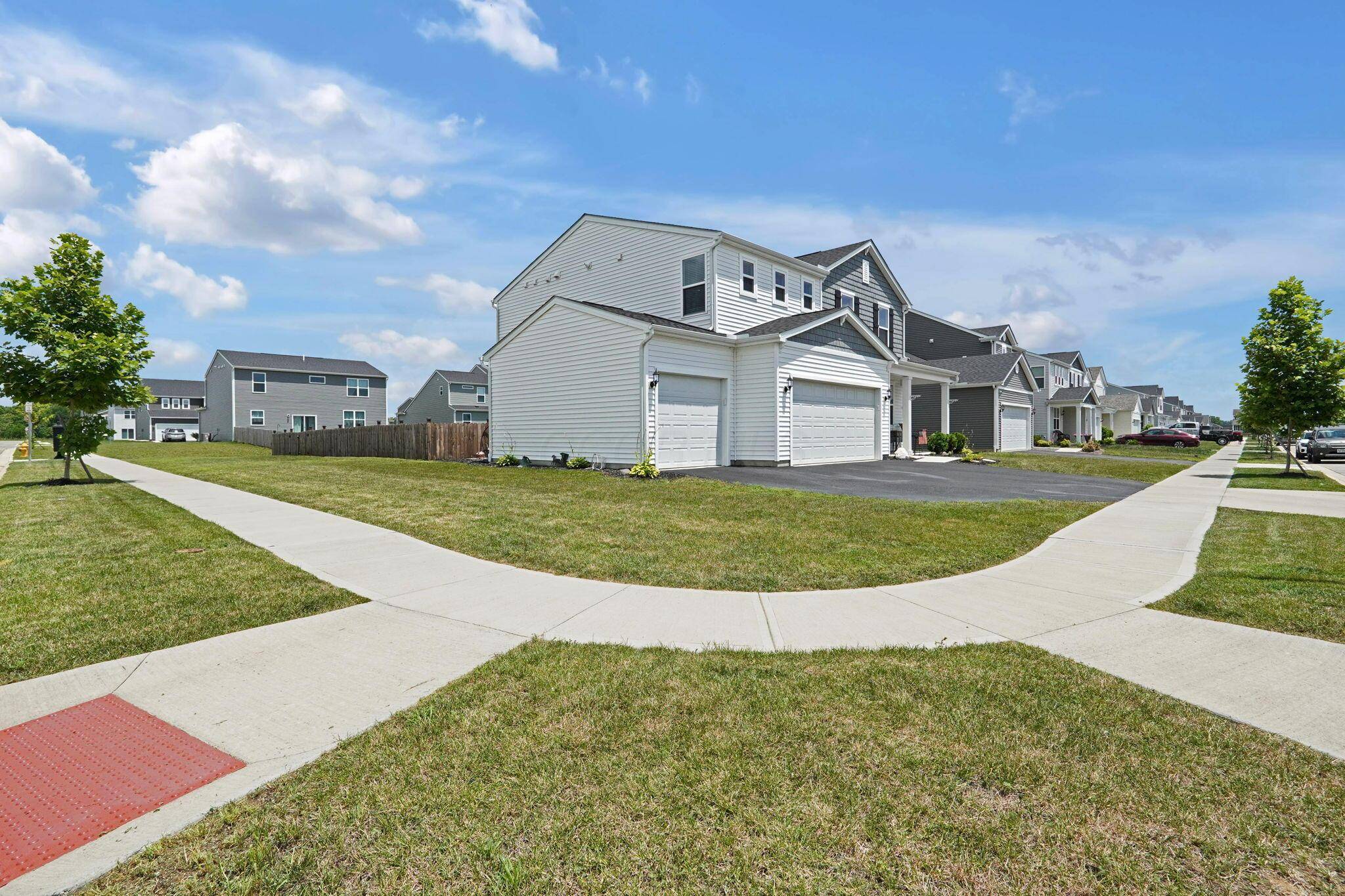 South Bloomfield, OH 43103,322 Honeysuckle Street