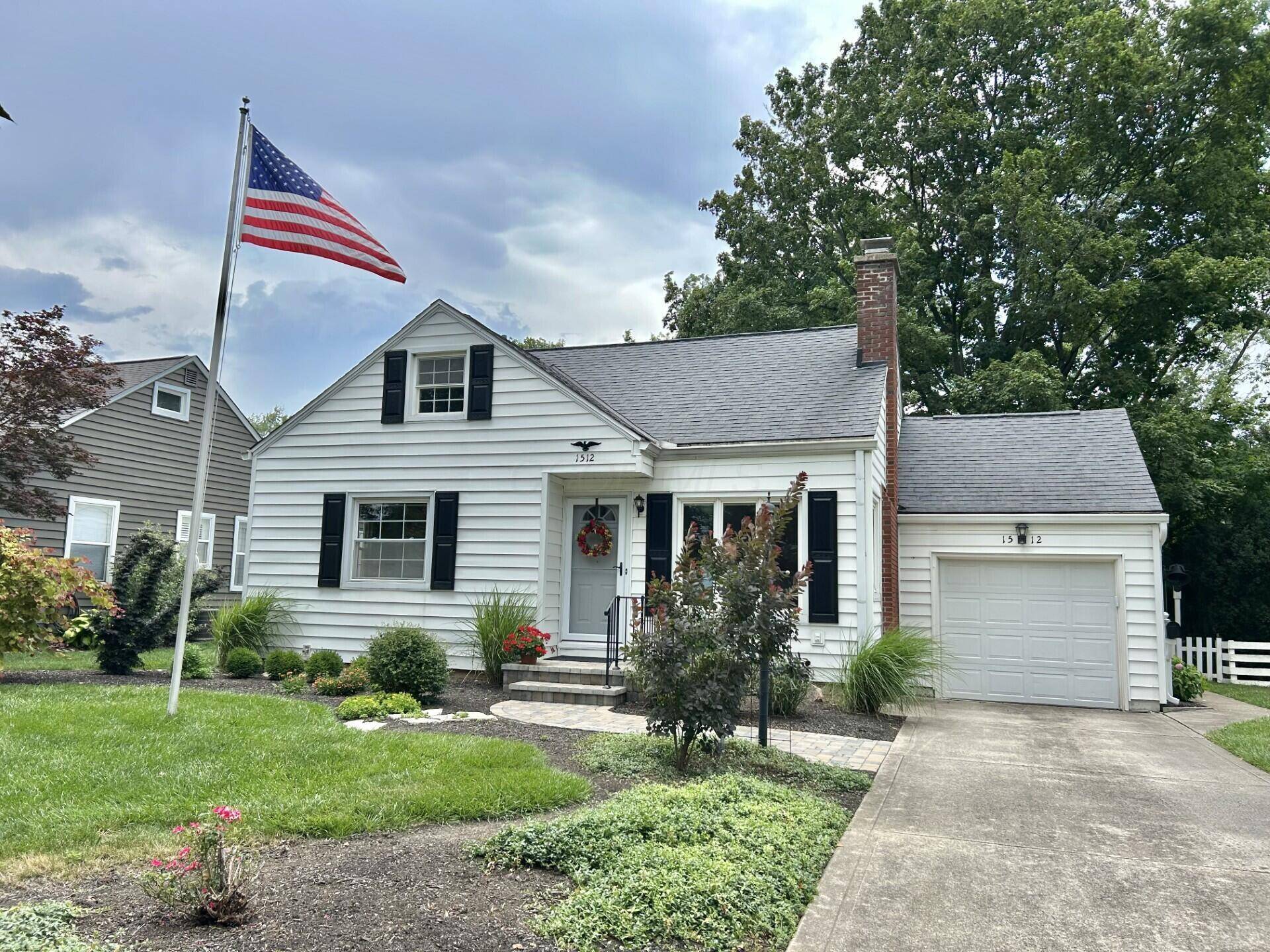 Columbus, OH 43221,1512 College Hill Drive
