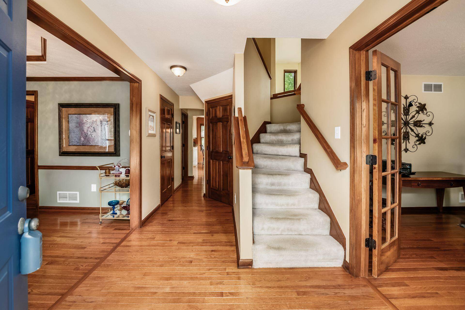 Powell, OH 43065,401 Village Ridge Court