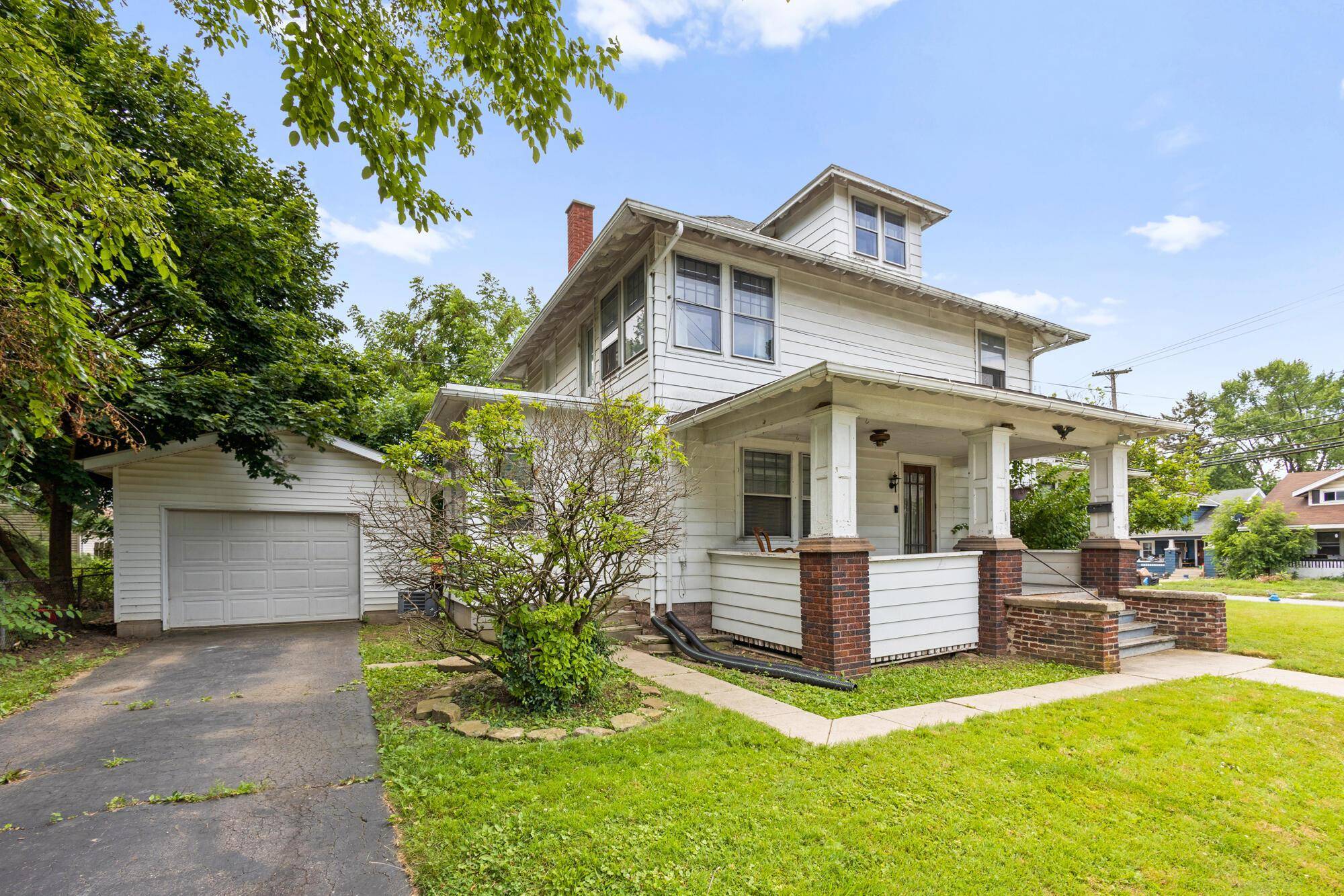 Marion, OH 43302,738 S Prospect Street