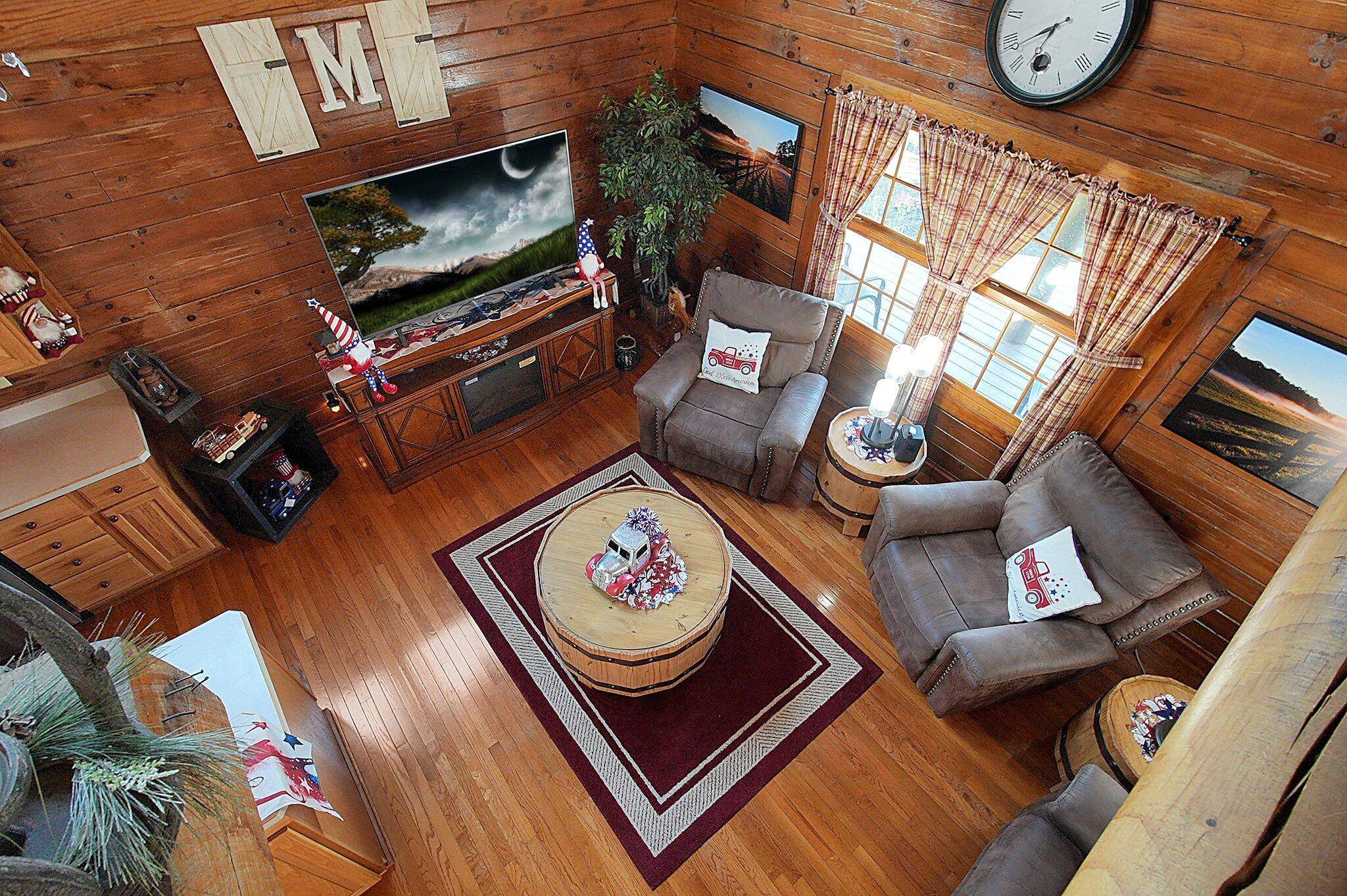 Mount Sterling, OH 43143,8713 State Route 207