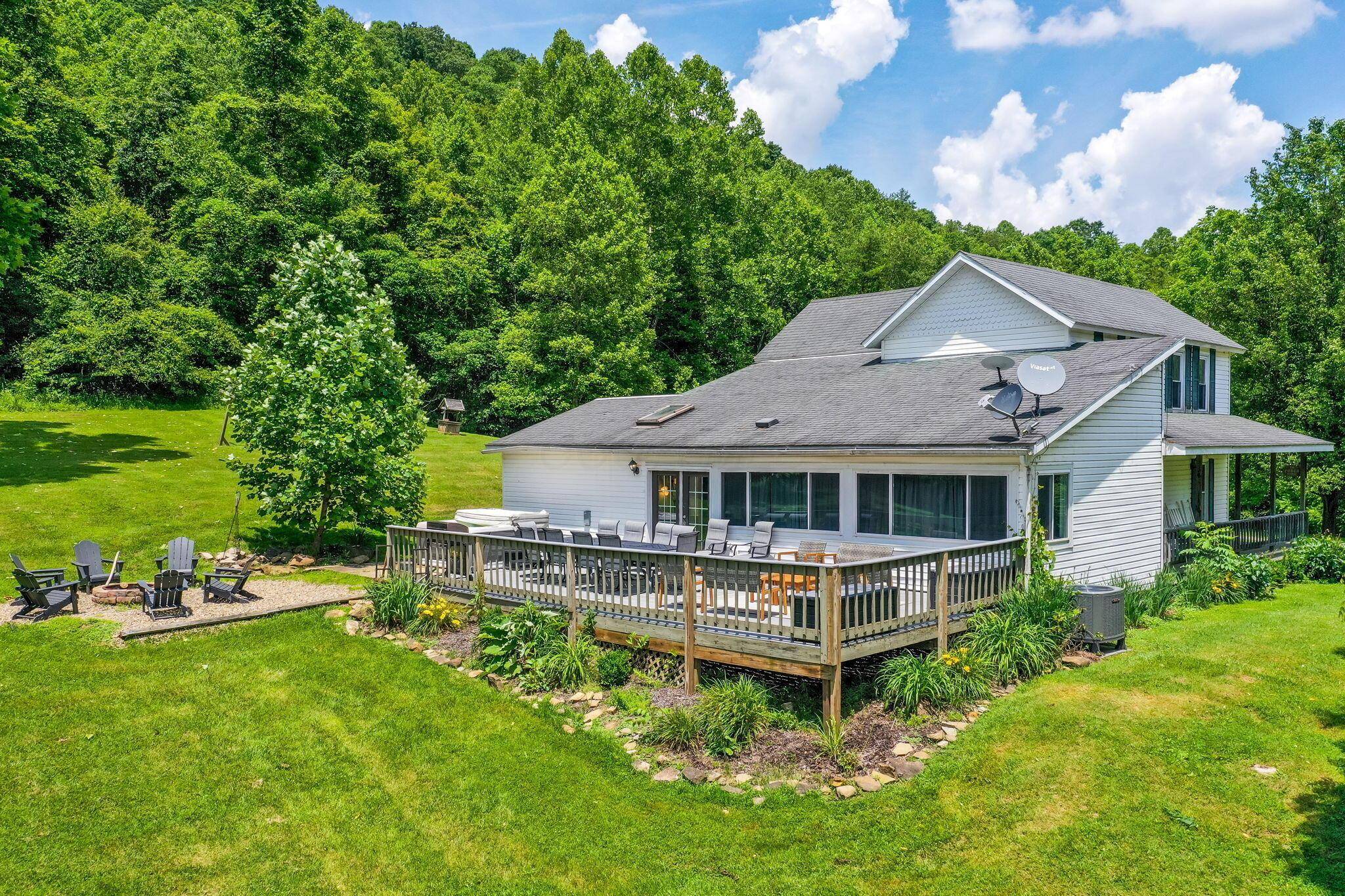 Rockbridge, OH 43149,26110 Big Pine Road