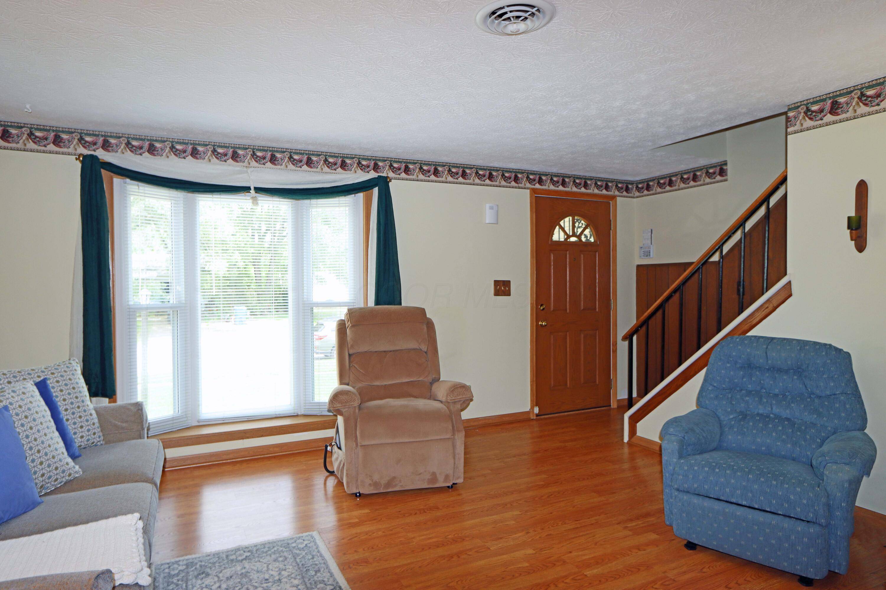 Columbus, OH 43207,5278 Edgeview Road